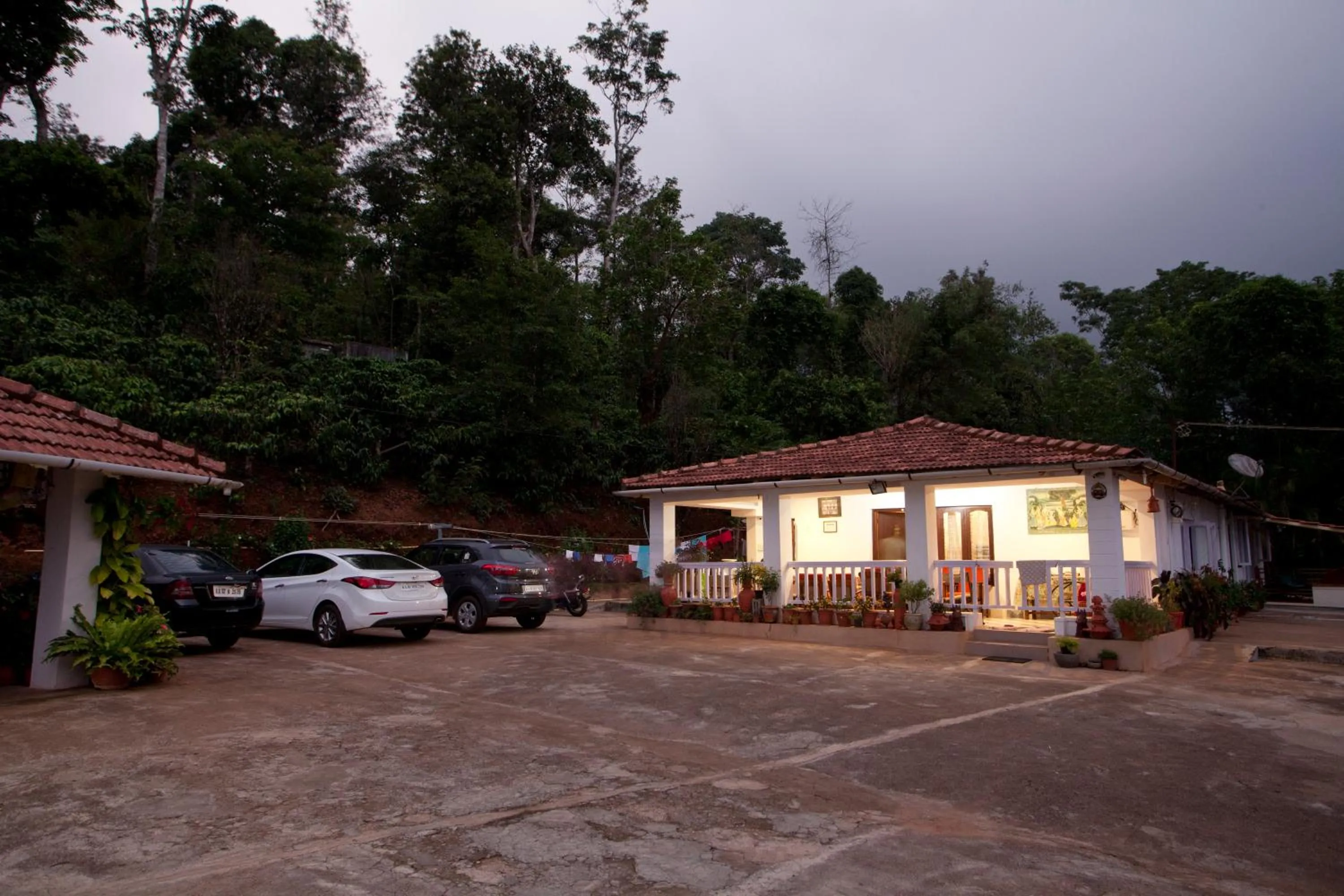 The Blue Mountains Estate Stay