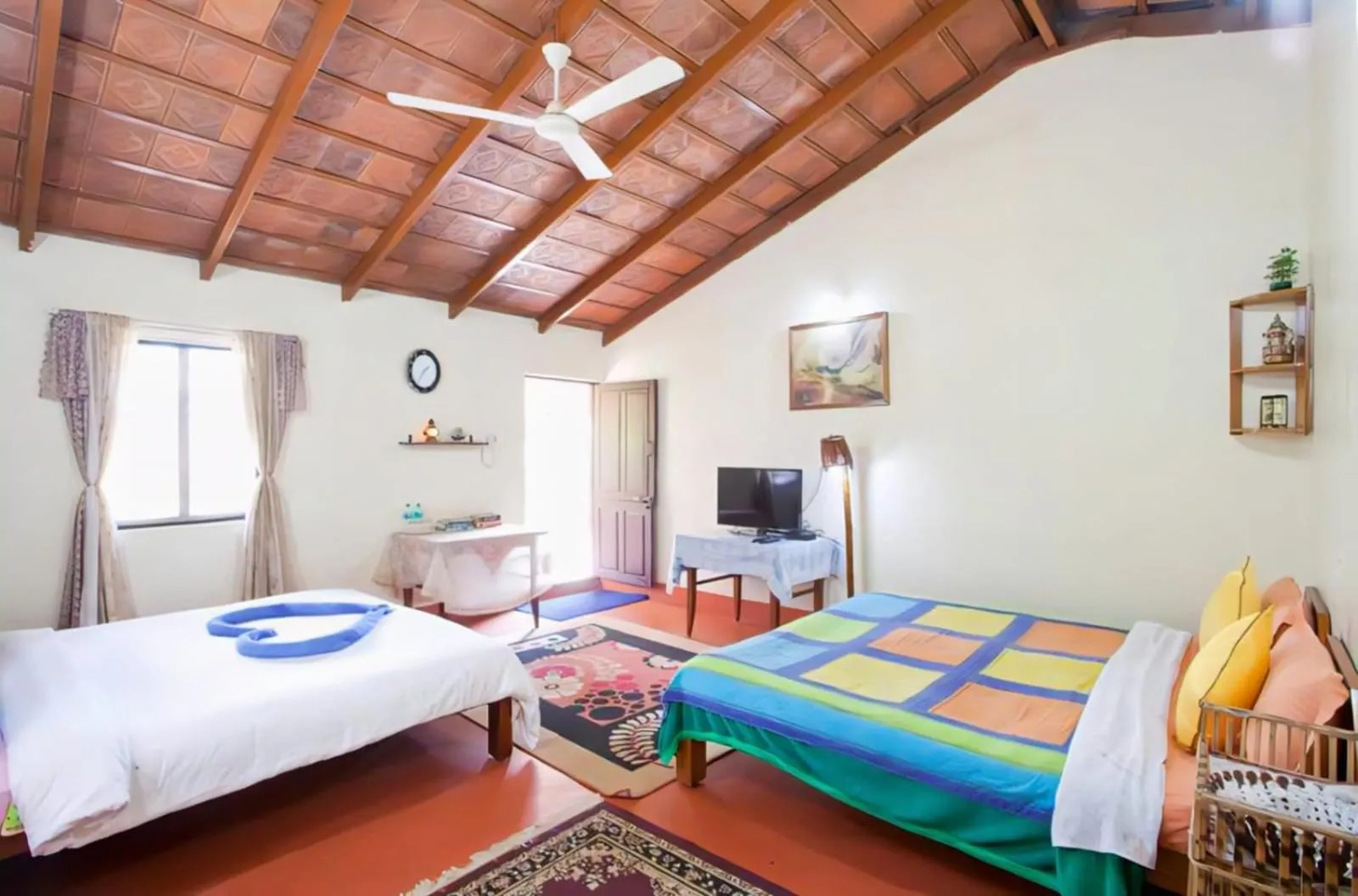 Bed in The Blue Mountains Estate Stay