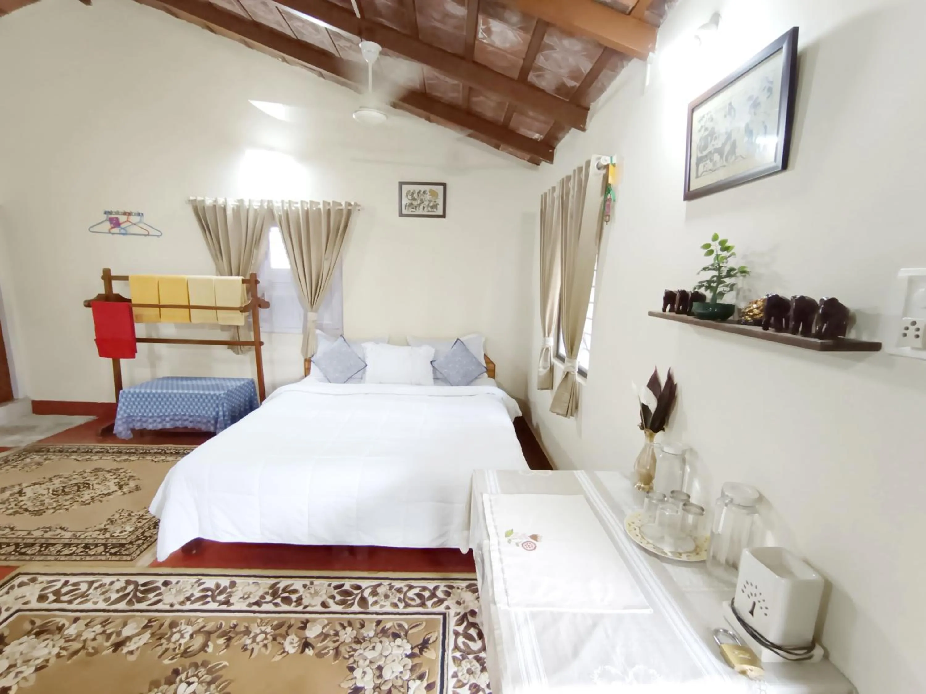 Bed in The Blue Mountains Estate Stay
