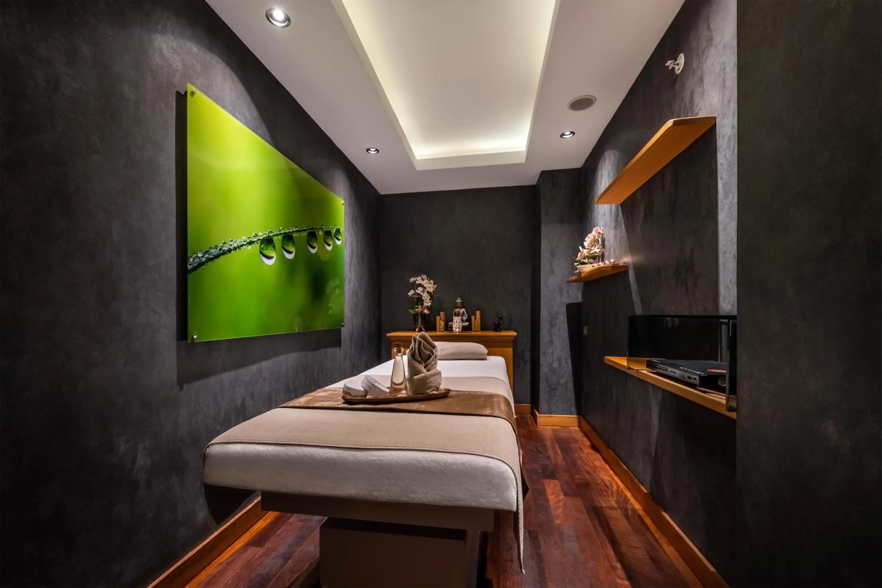 Spa and wellness centre/facilities in Veyron Hotels & SPA