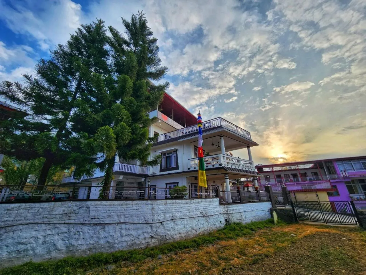 Property building in Dorjee House Bir