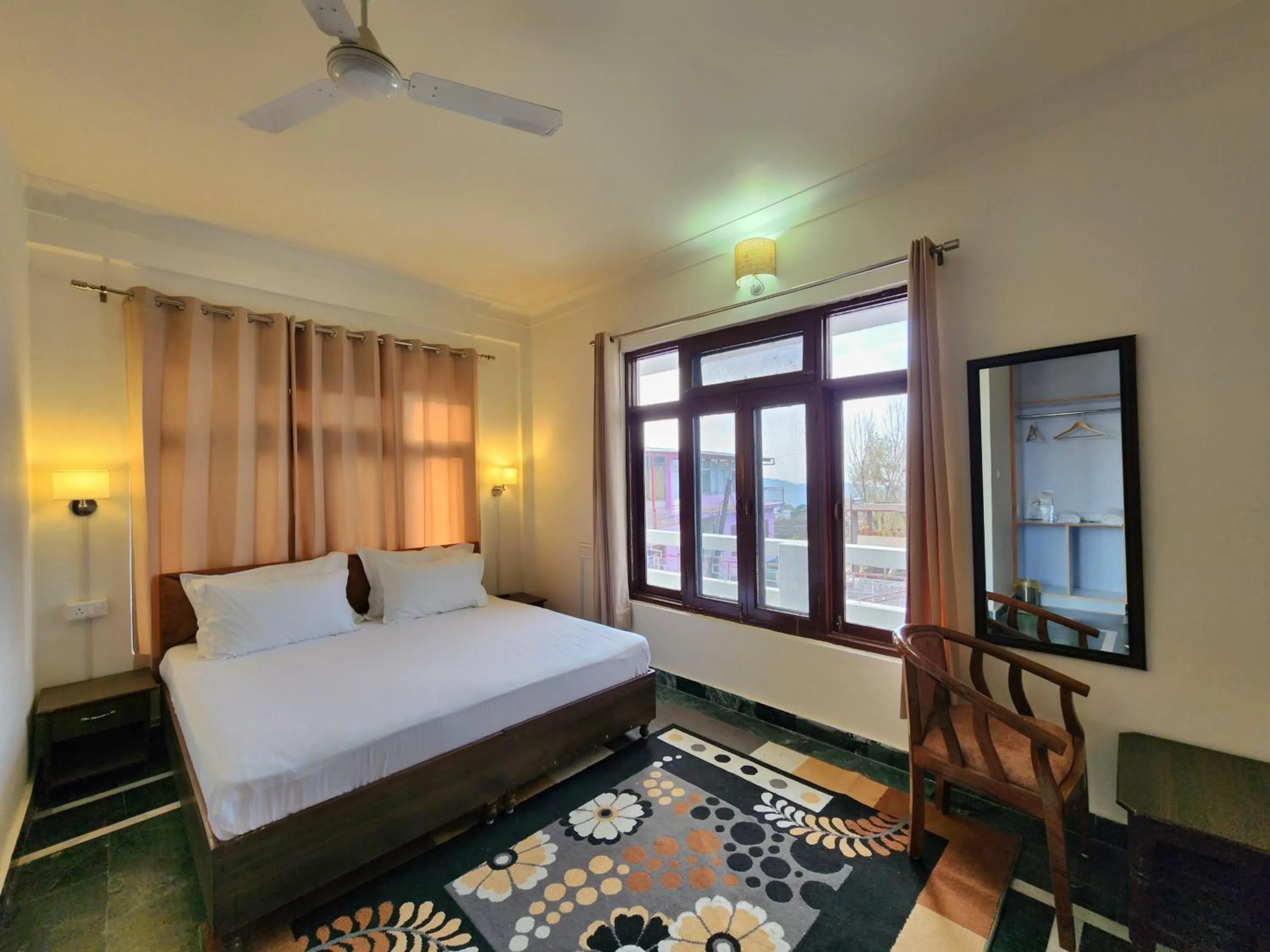 Bedroom, Bed in Dorjee House Bir