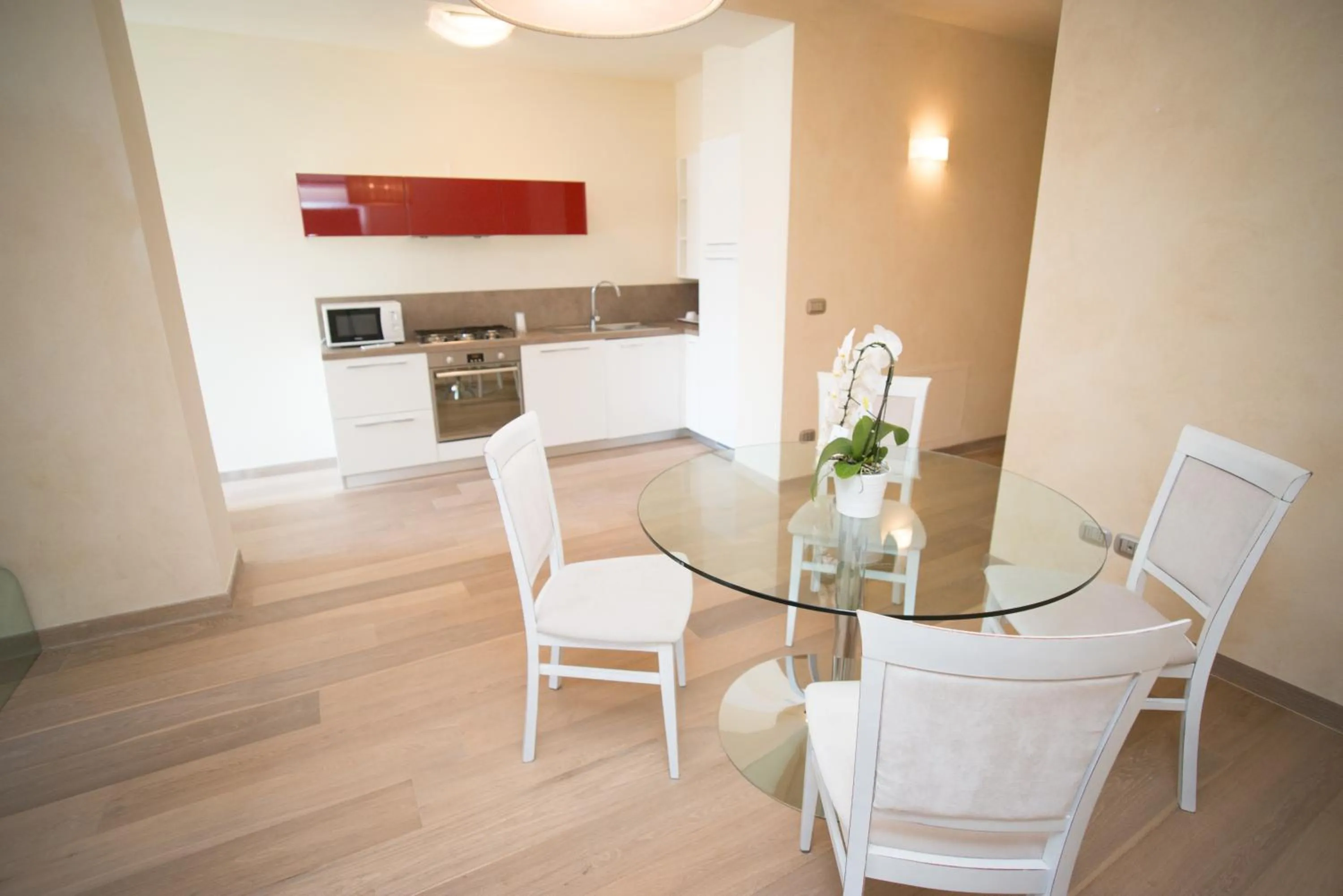 Lazise Boutique Apartment Lago e Relax