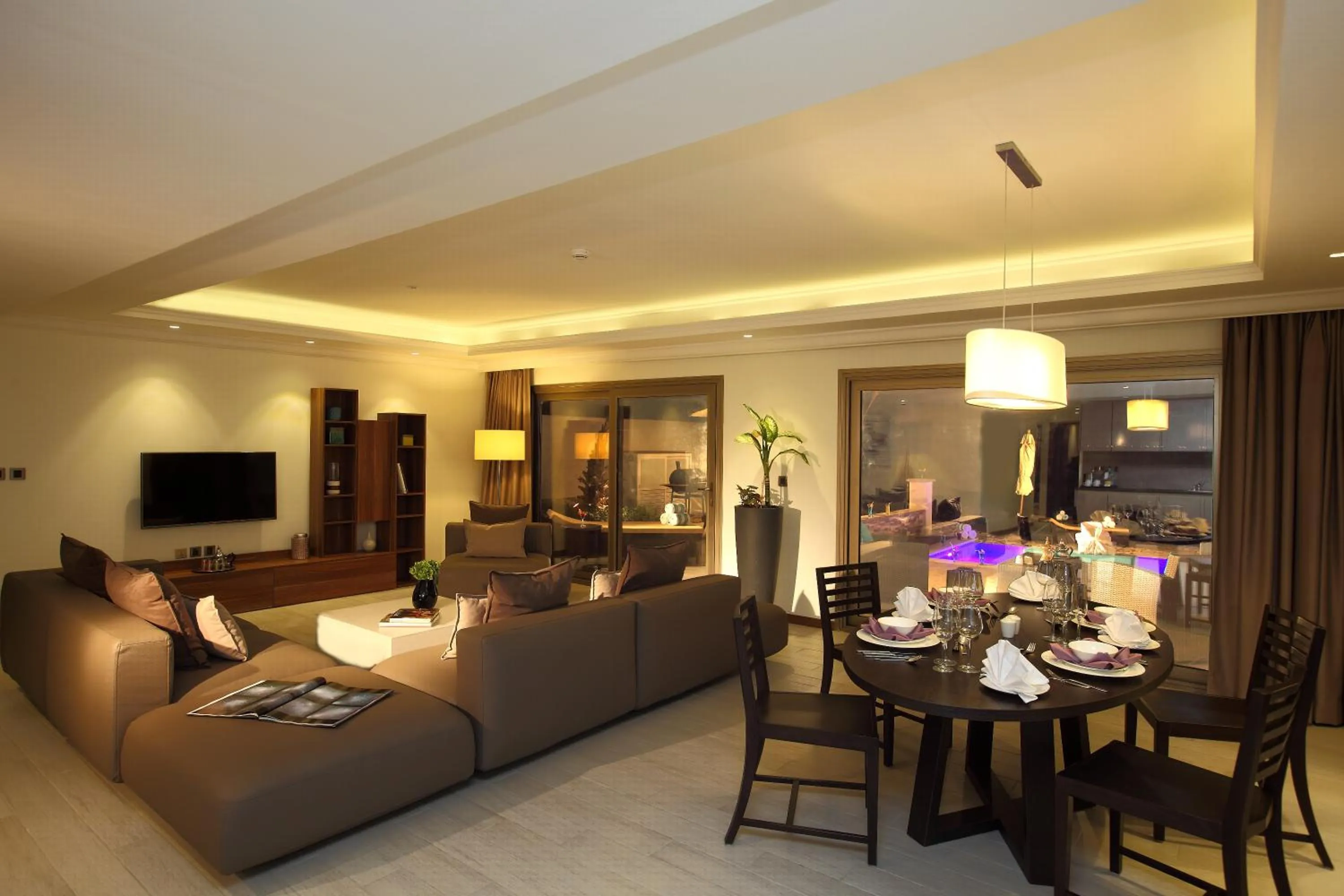 Dining area in Dana Beach Resort