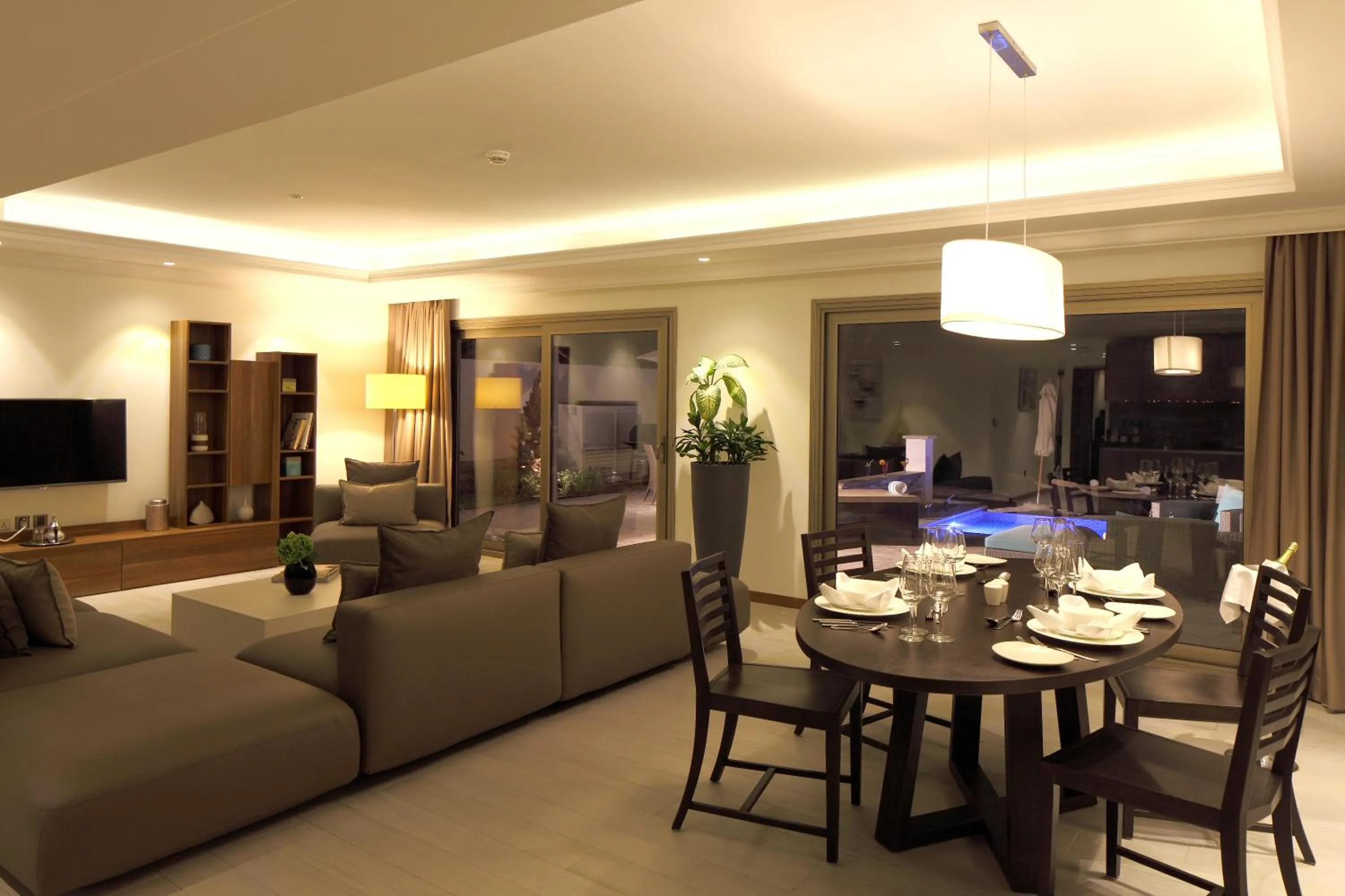 Dining area in Dana Beach Resort