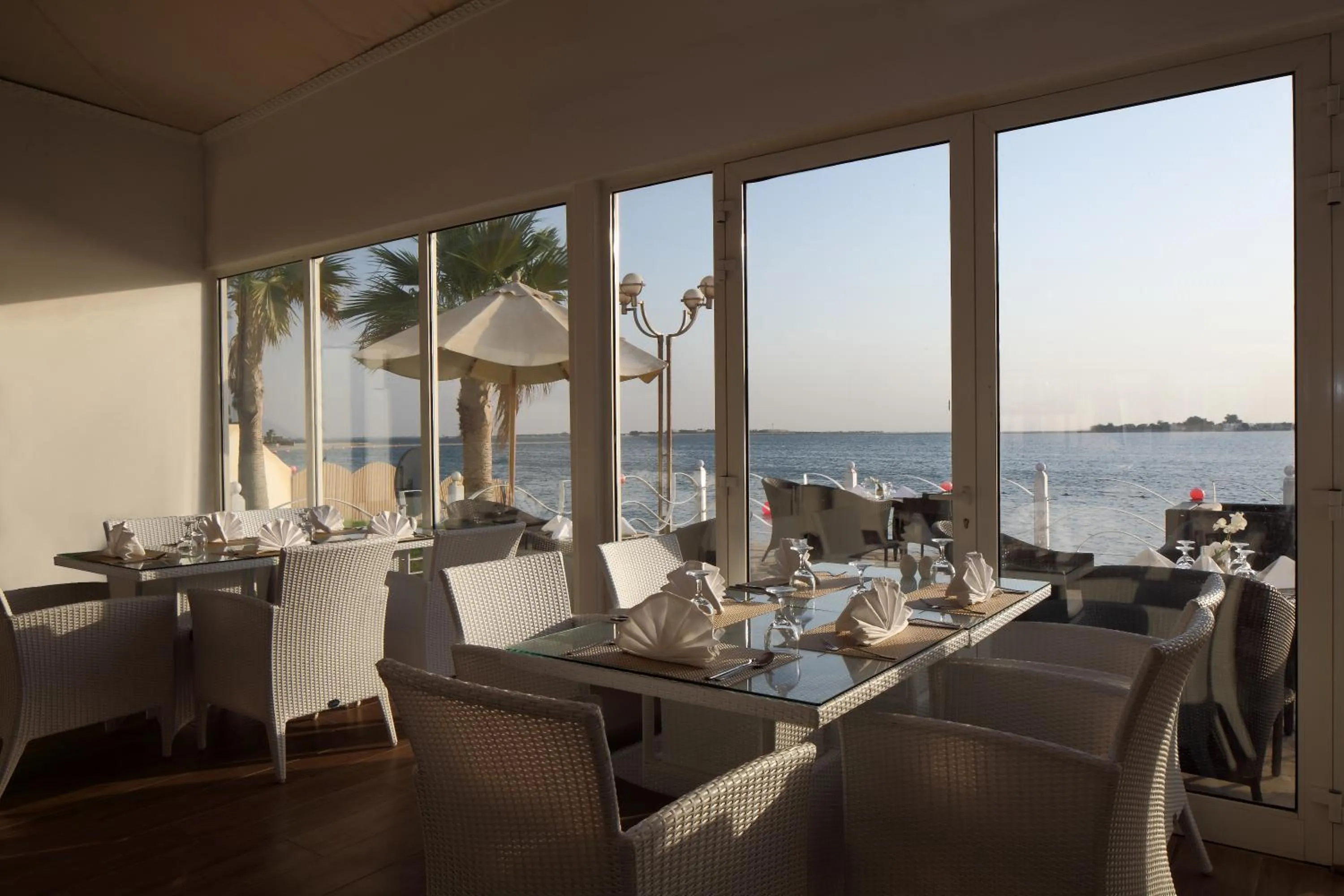 Restaurant/places to eat in Dana Beach Resort