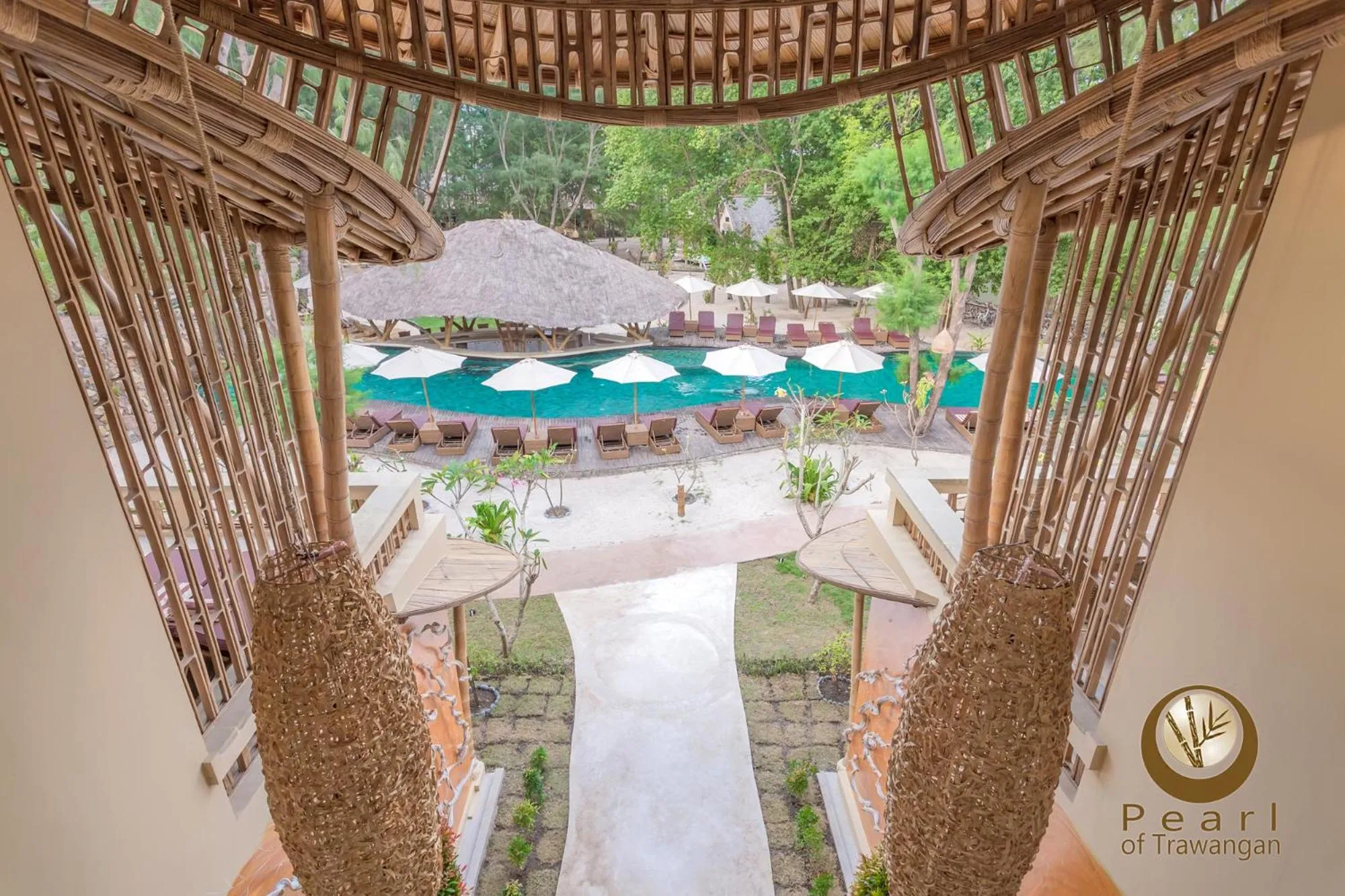 Pool view in Pearl of Trawangan