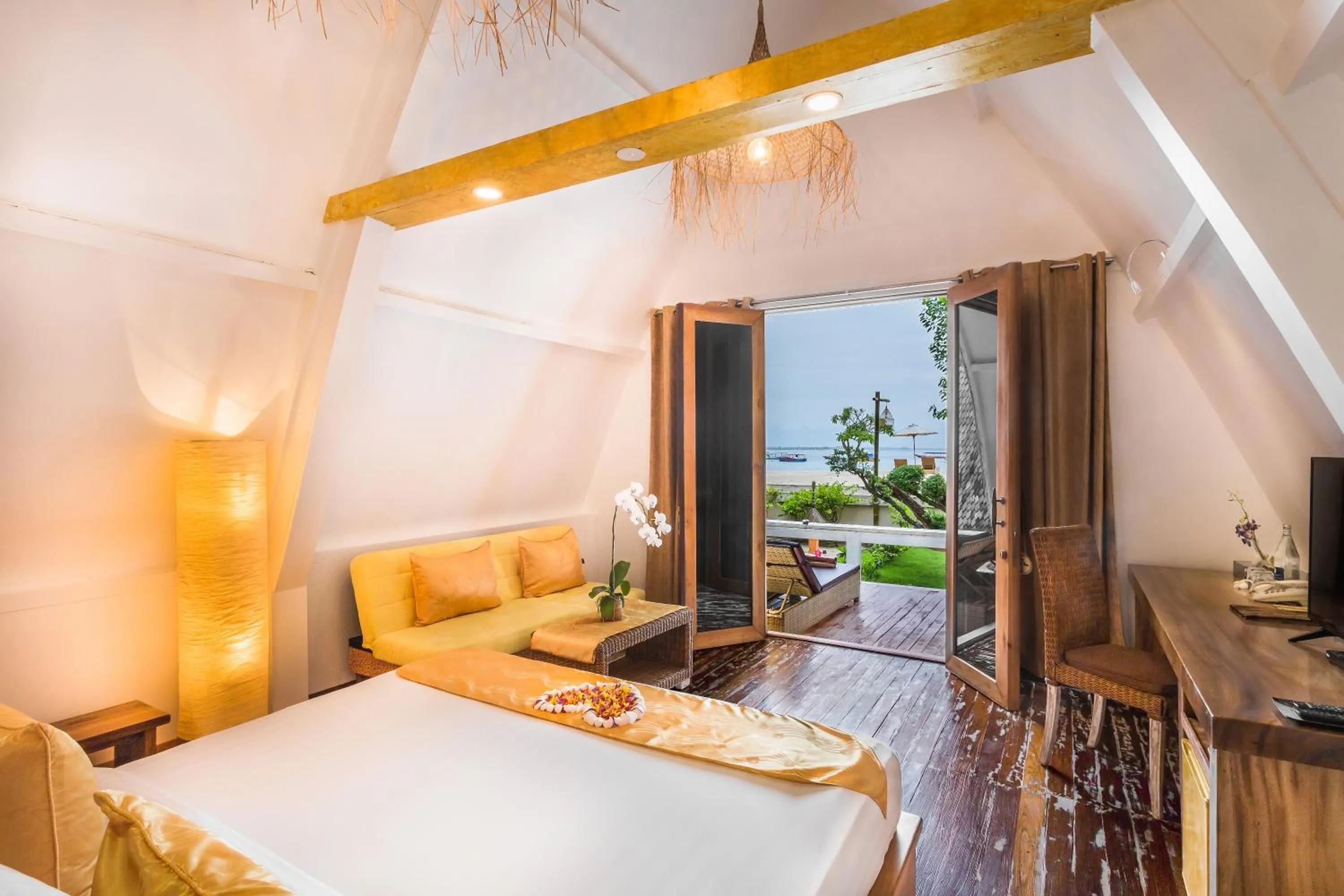 Garden, Bed in Pearl of Trawangan