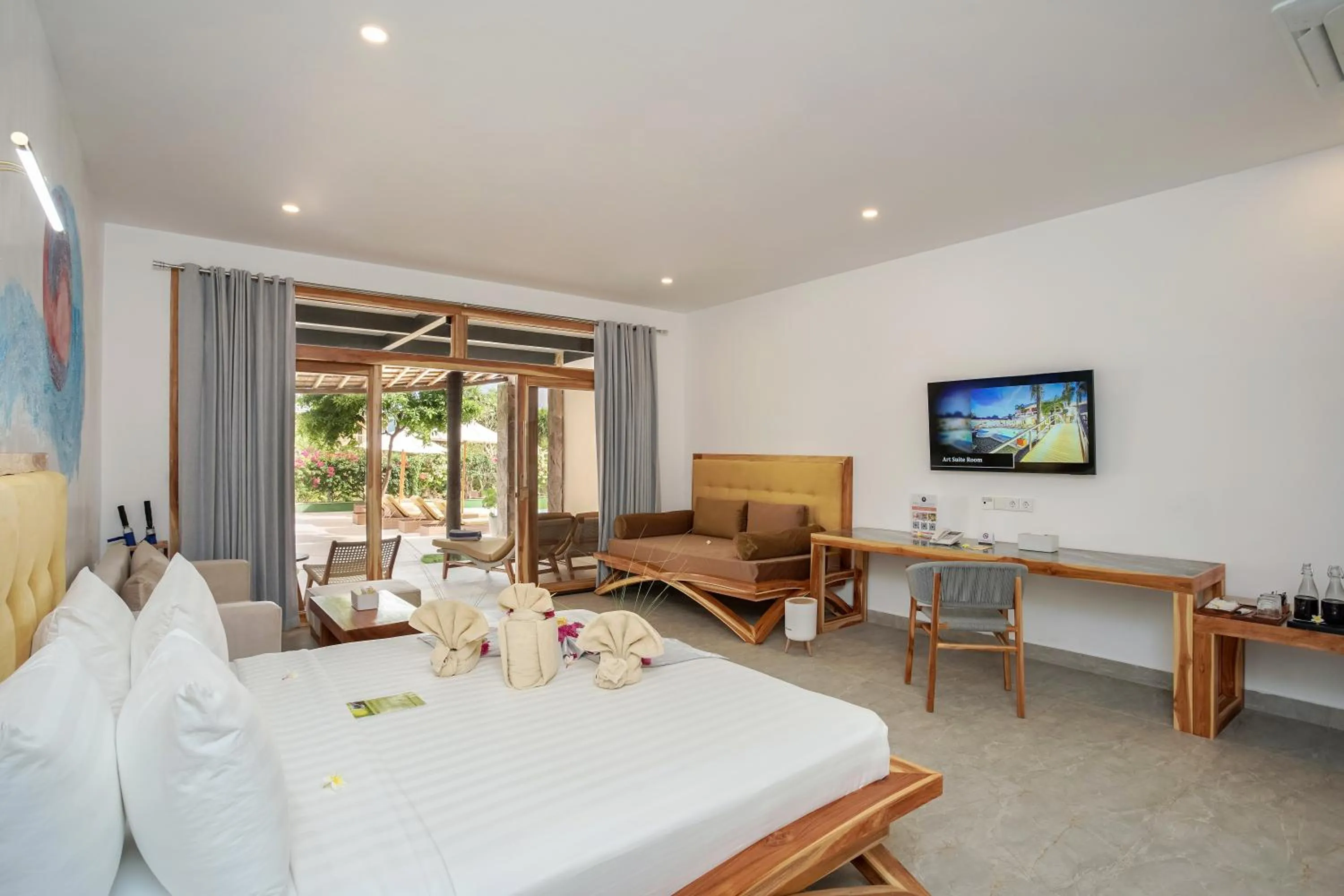 Bed in Pearl of Trawangan