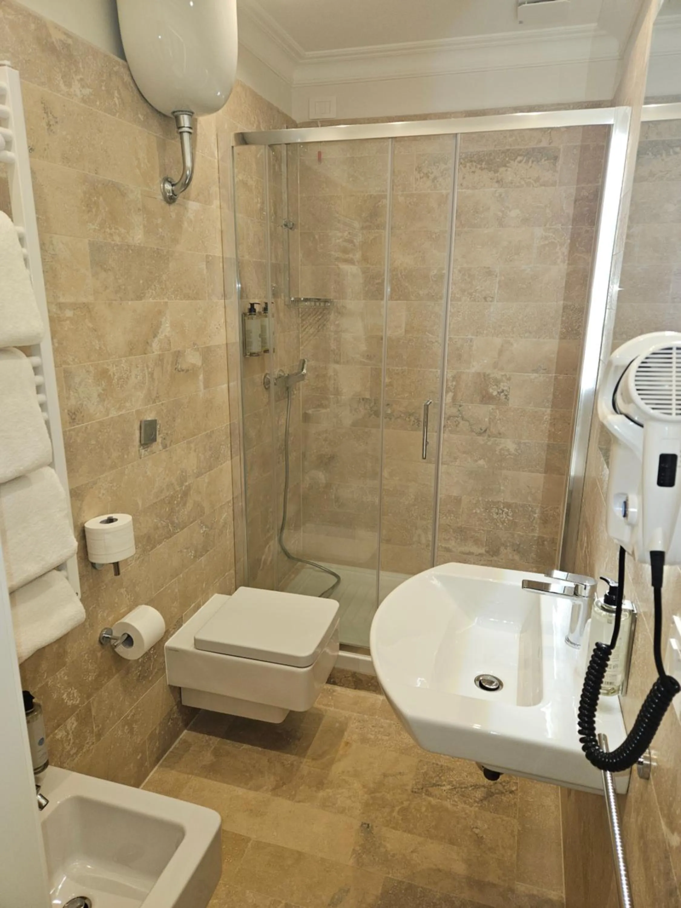 Shower in ACA Hotel Viminale