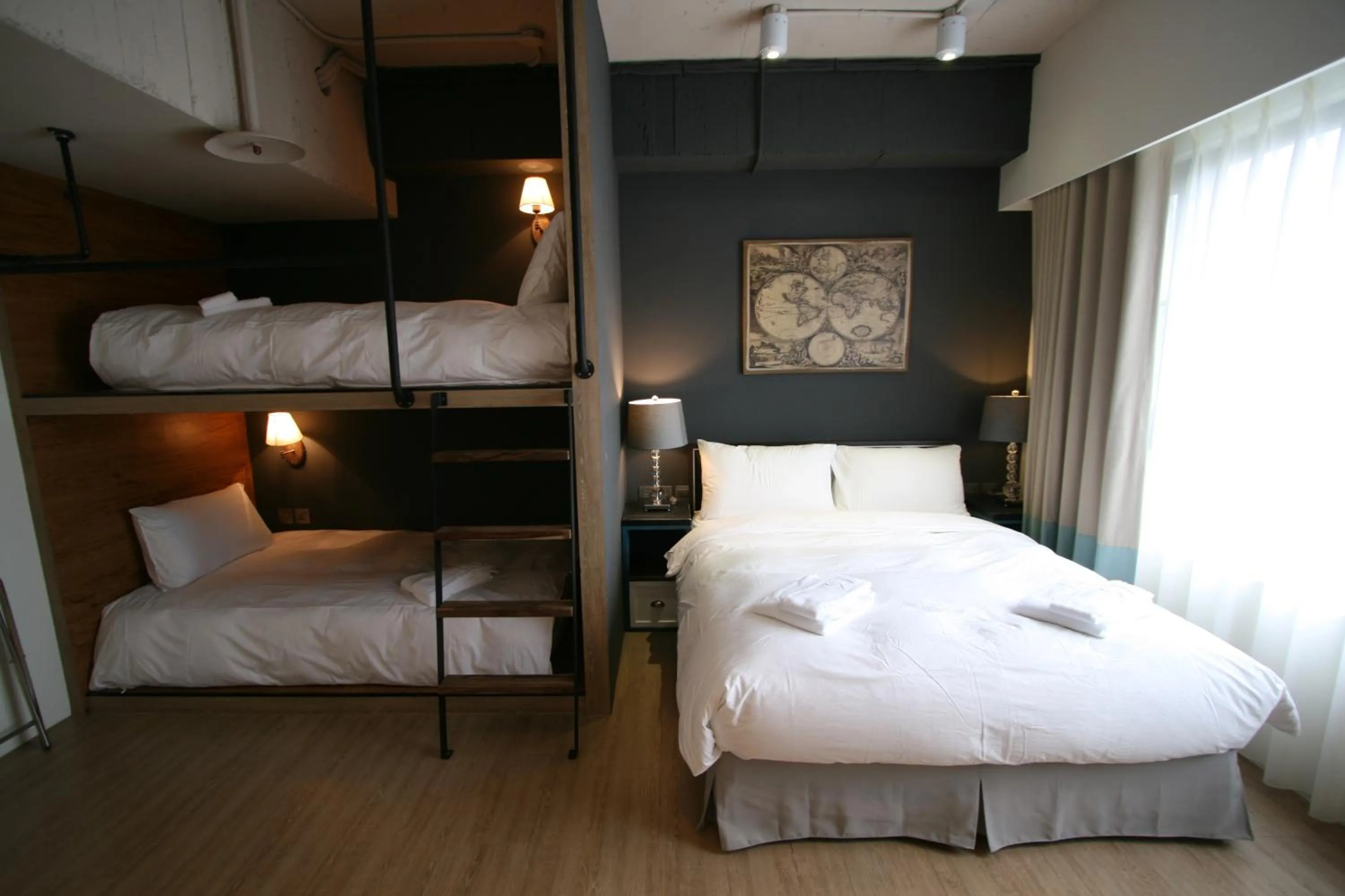 Day, Bed in NK Hostel