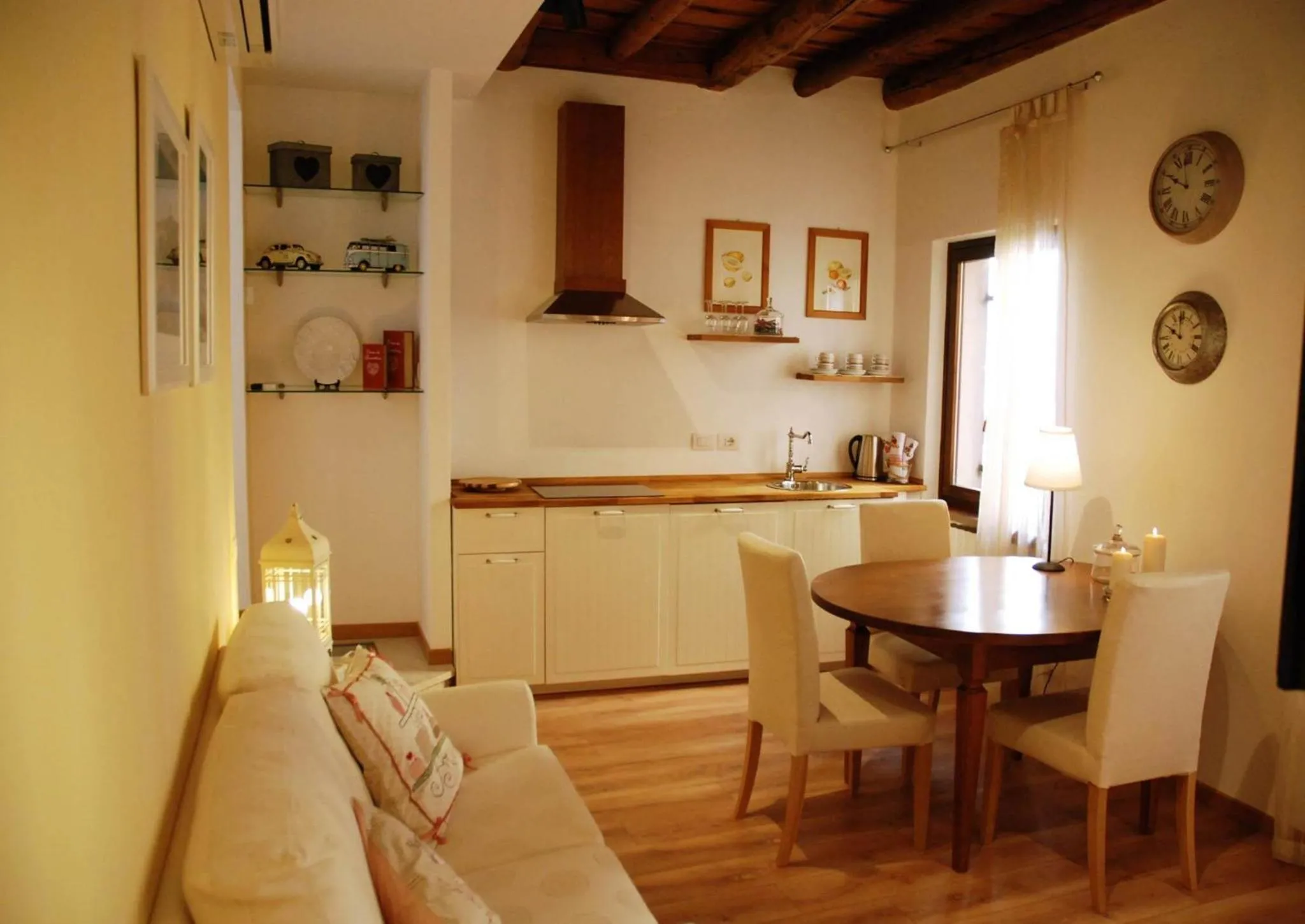 Kitchen or kitchenette in Stella Luxury Home