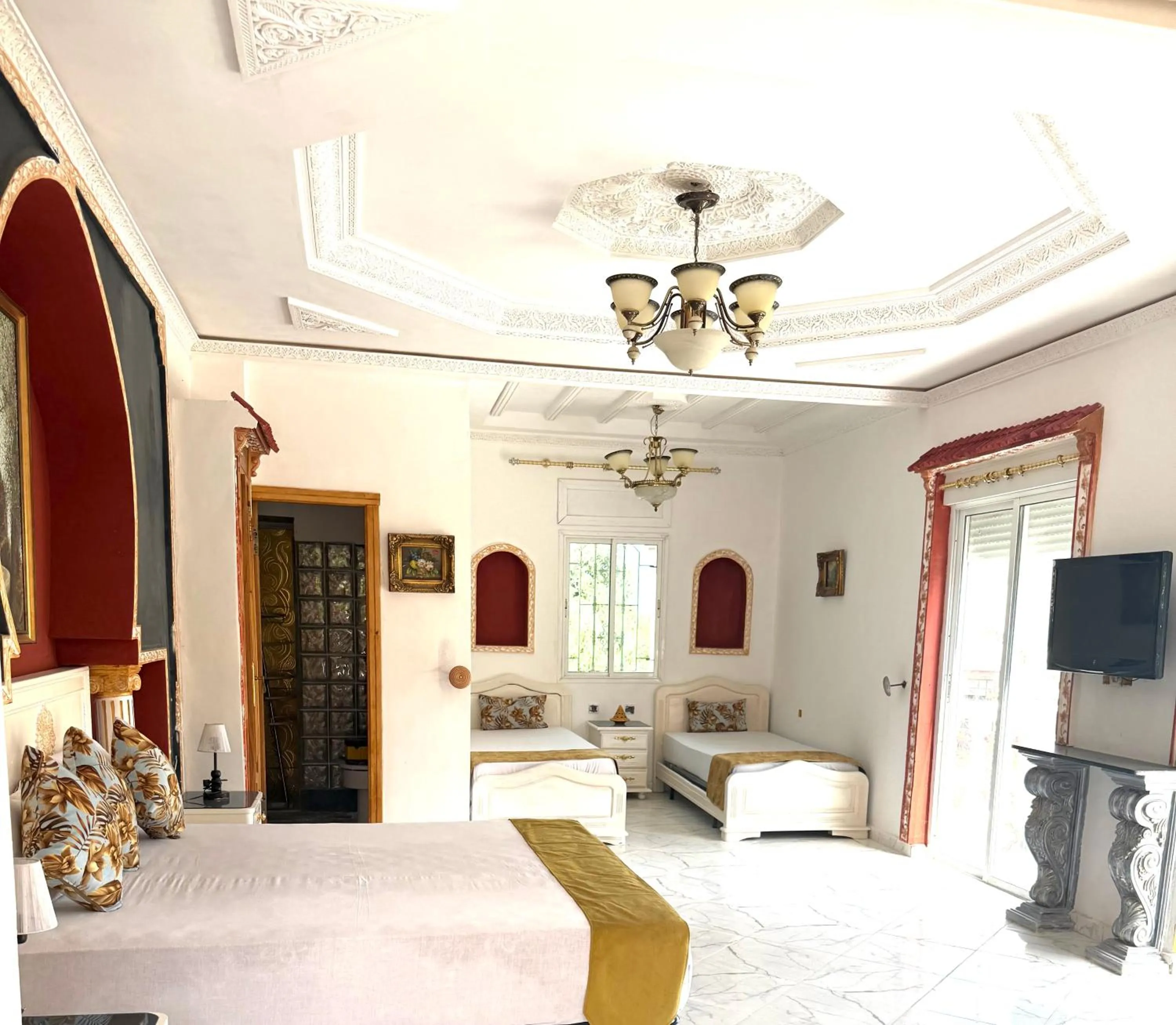 Photo of the whole room, Bed in Malabata Guest House