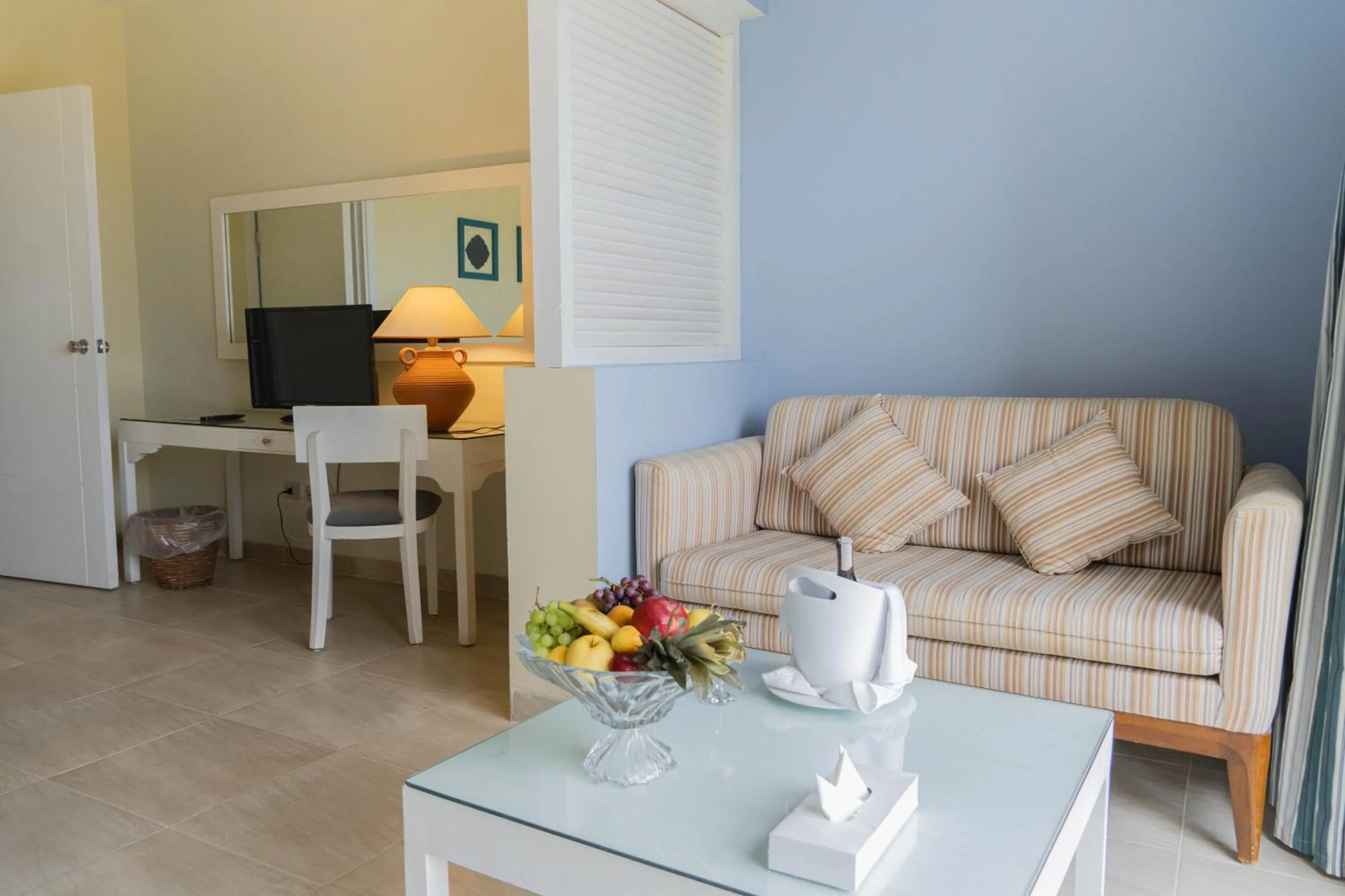 Living room in Caesar Bay Resort