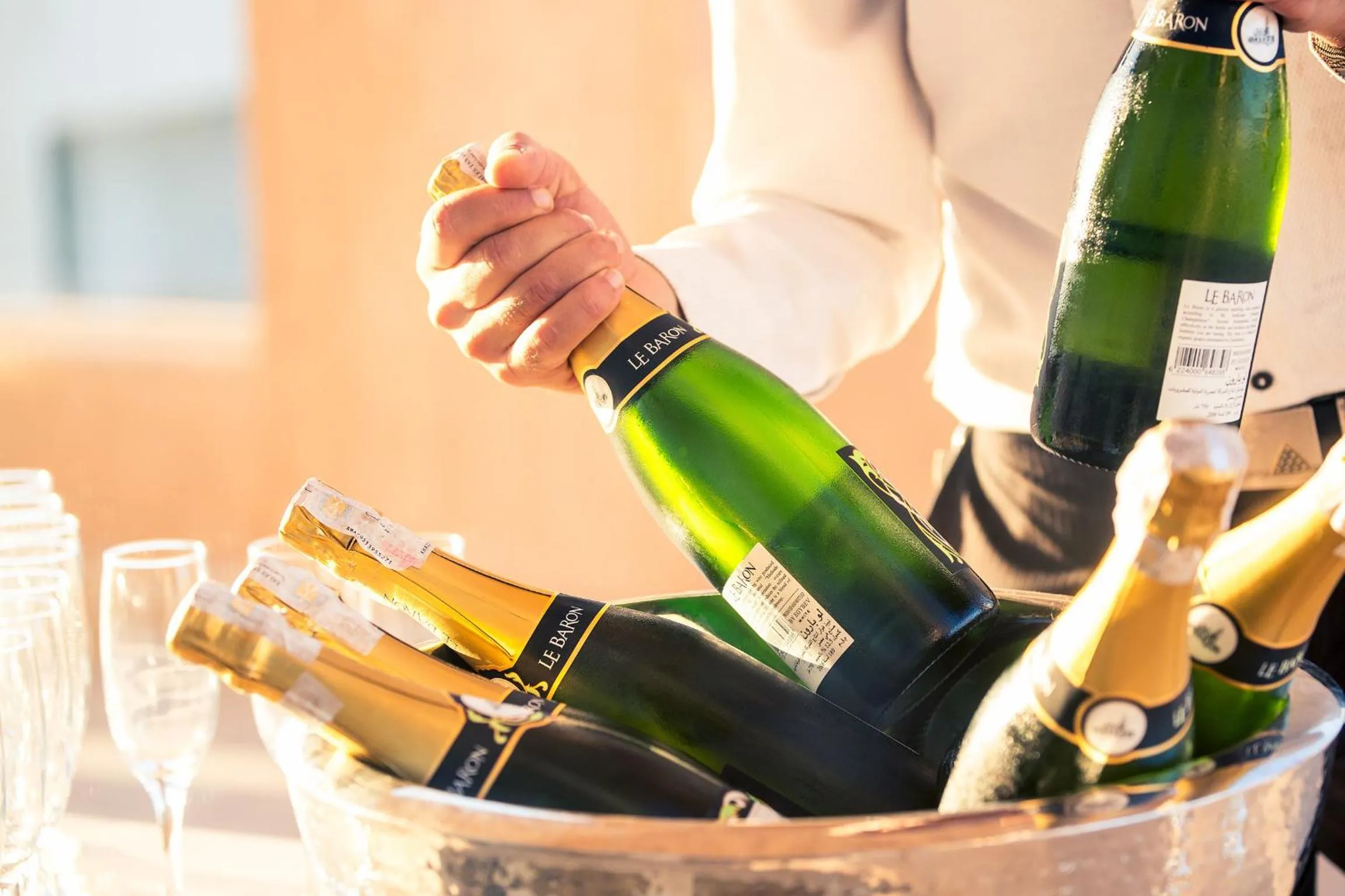 Restaurant/places to eat in Caesar Bay Resort