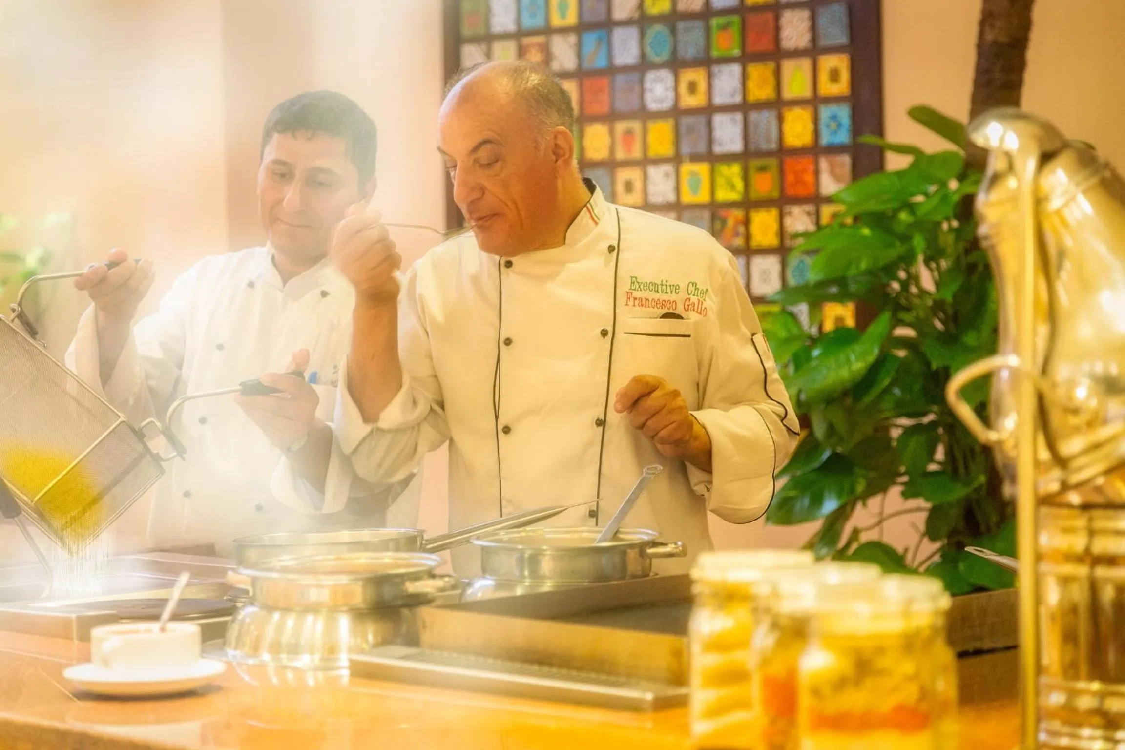 Restaurant/places to eat in Caesar Bay Resort