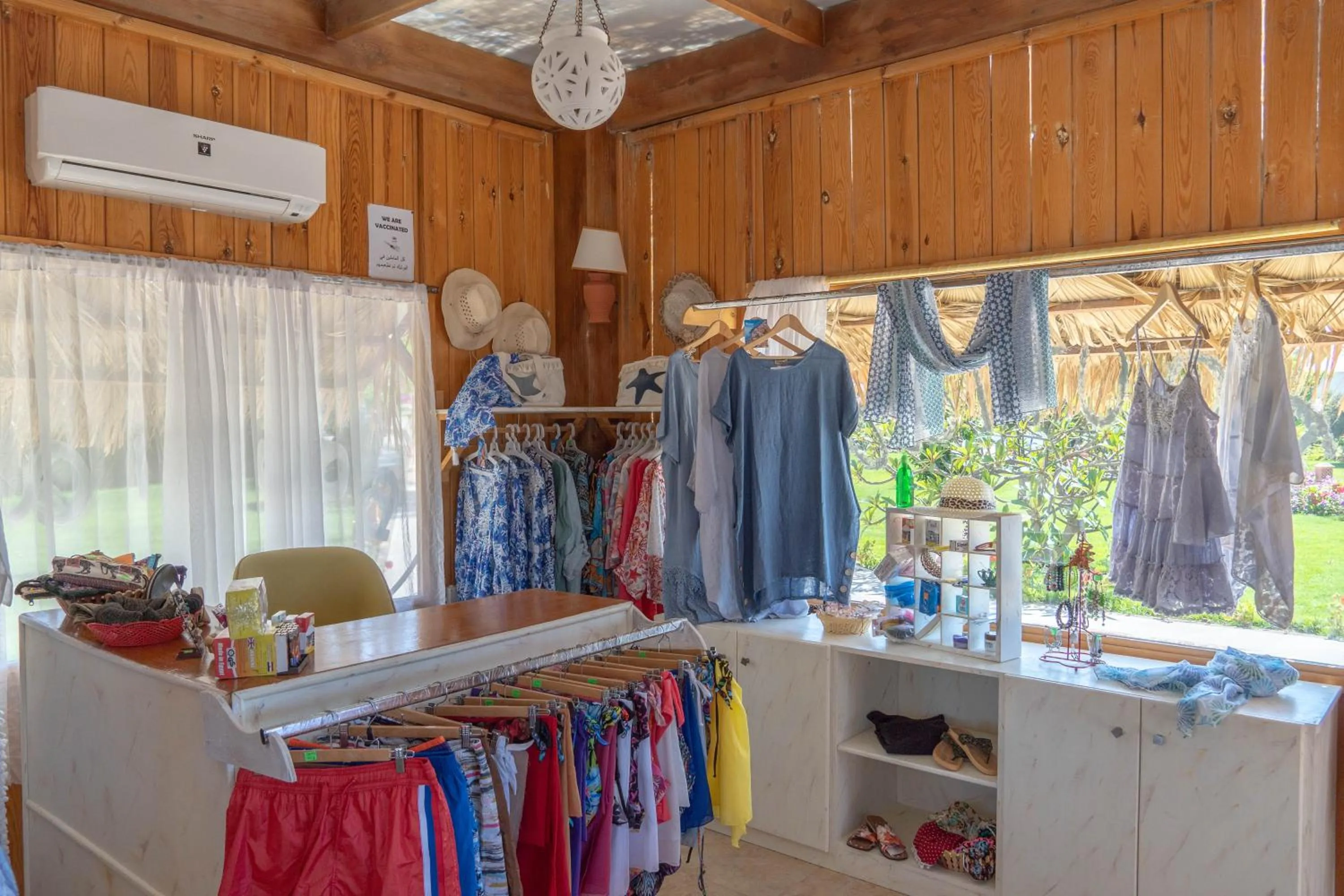 Supermarket/grocery shop in Caesar Bay Resort