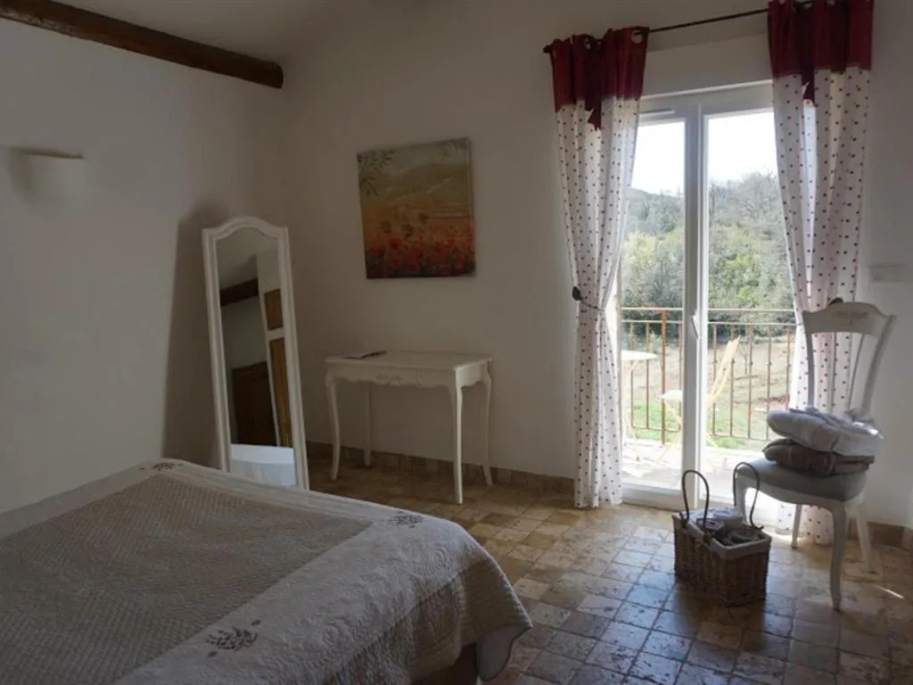 Bedroom, Bed in La Buisse