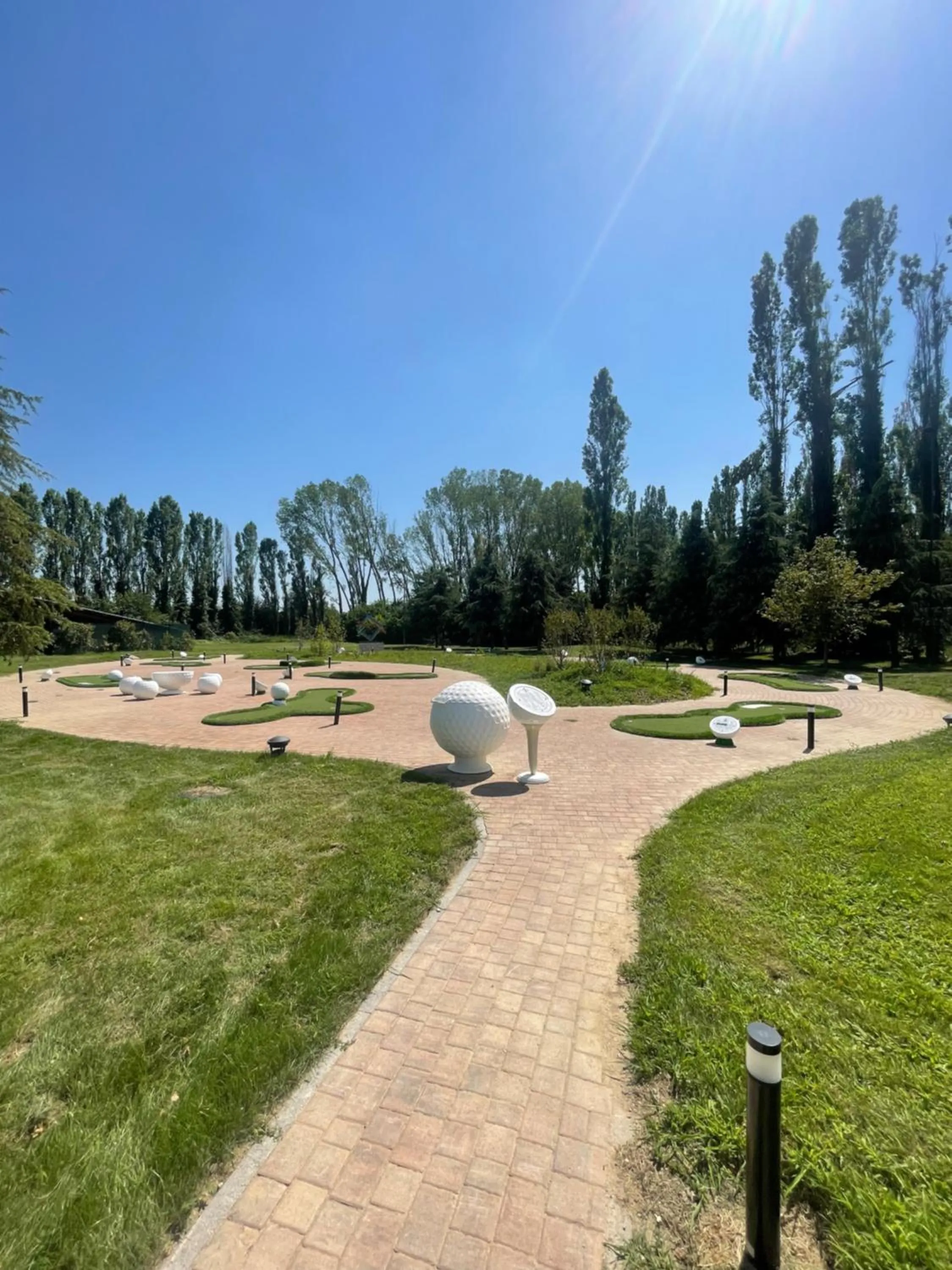 Garden in ibis Styles Milano Est Settala