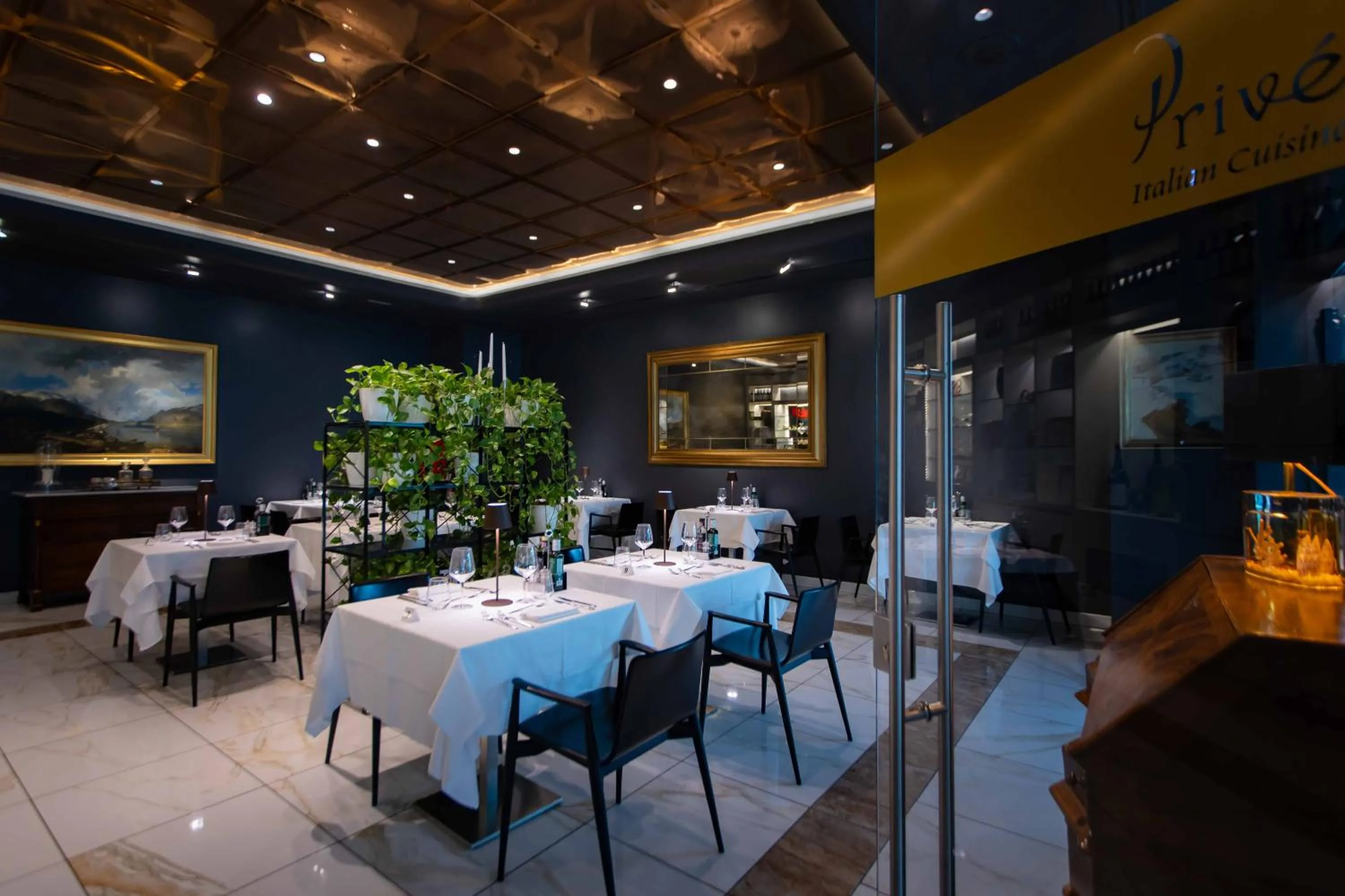 Restaurant/places to eat in ibis Styles Milano Est Settala