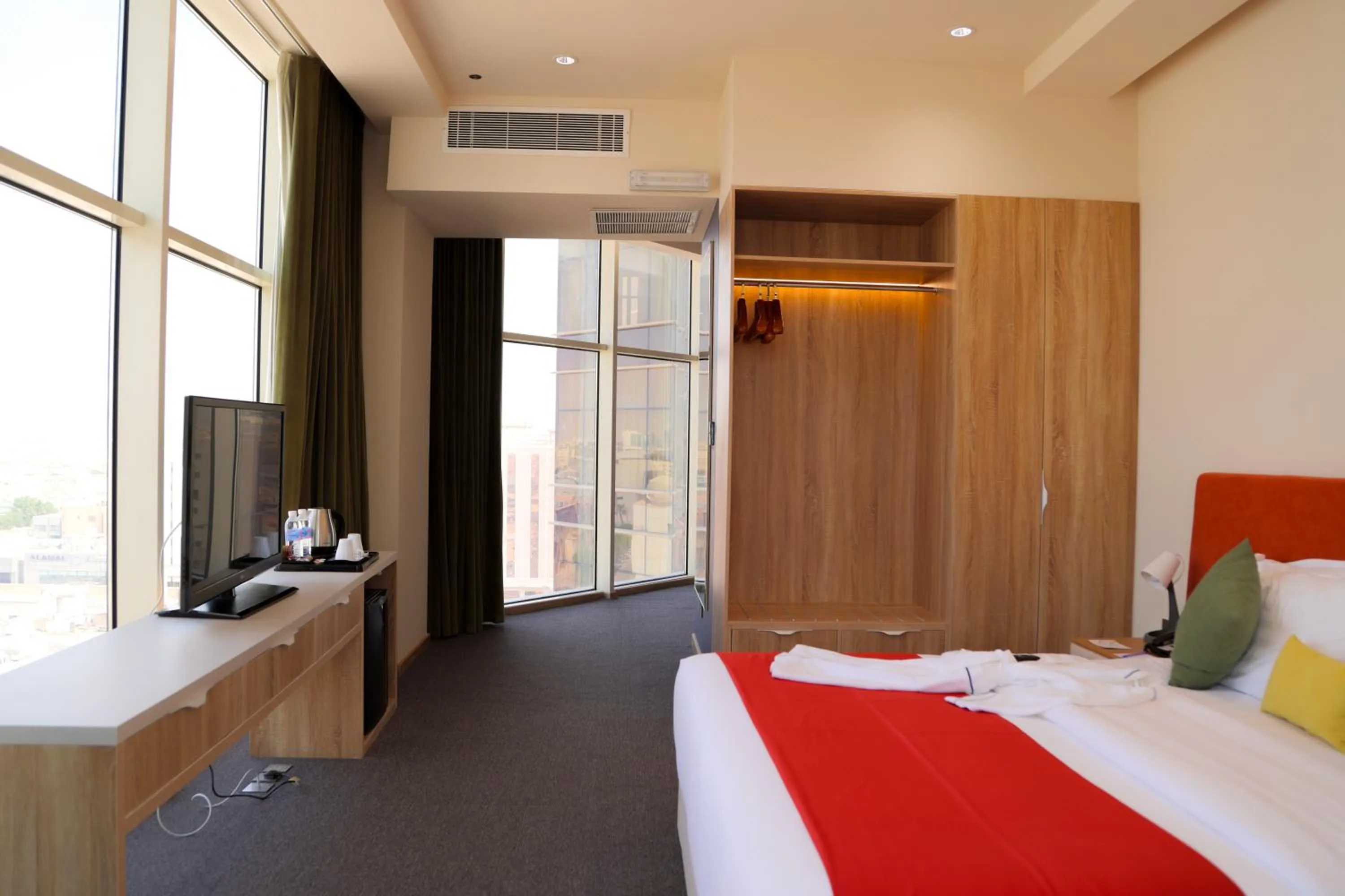 Bed in Novotel Suites Riyadh Centre