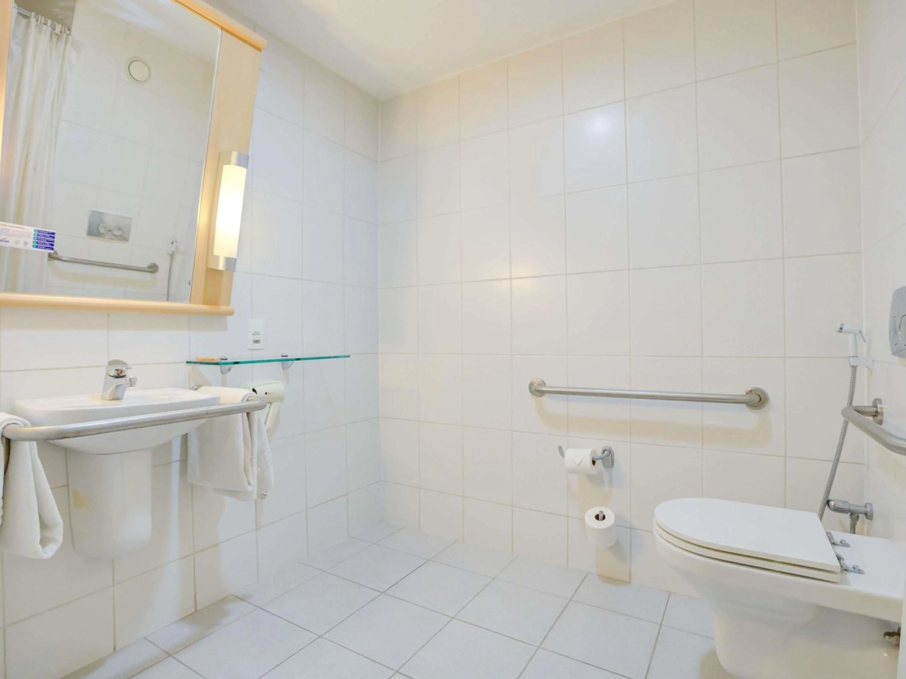 Bedroom in ibis Rio de Janeiro Nova America