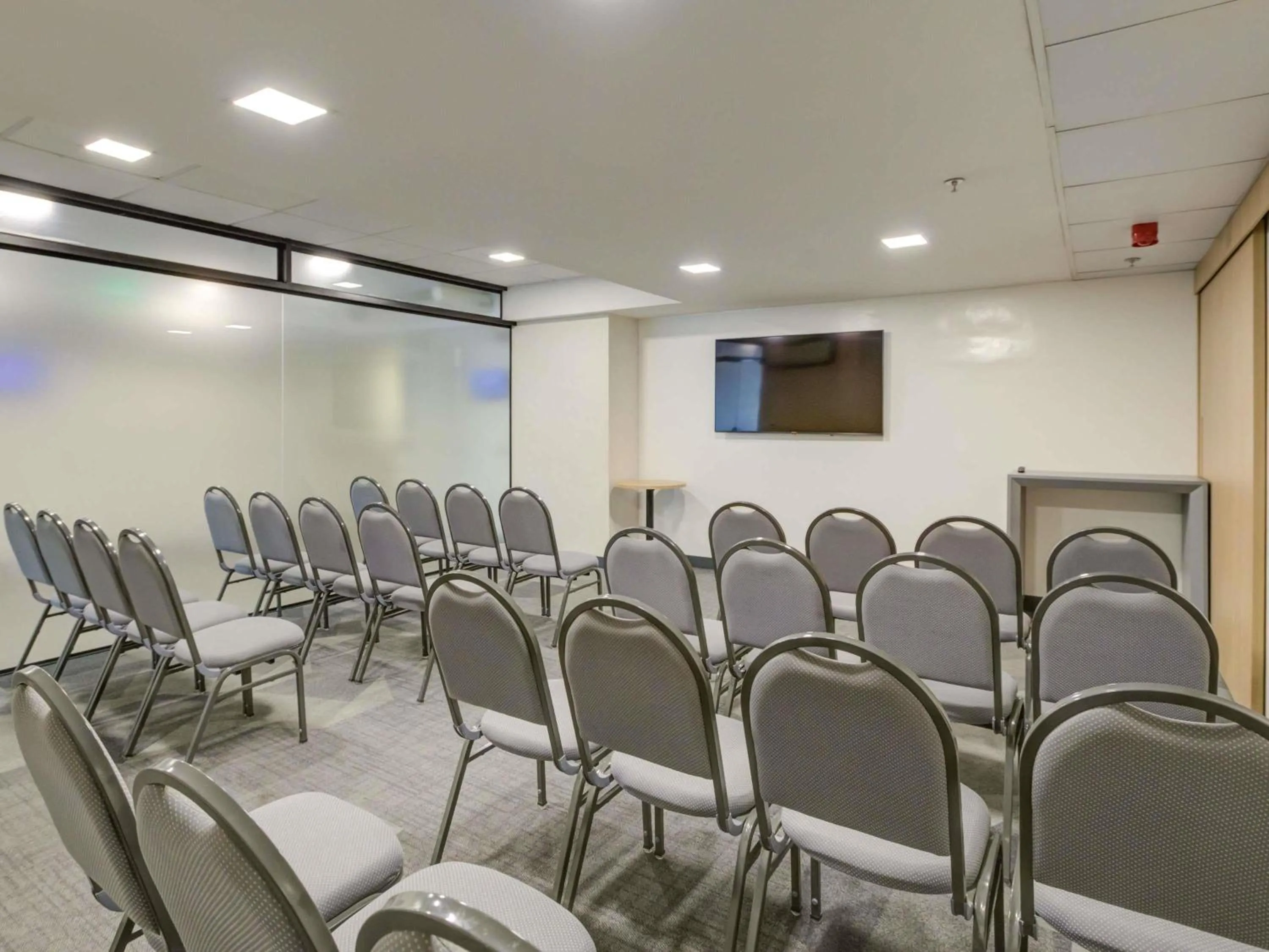 Meeting/conference room in ibis Rio de Janeiro Nova America