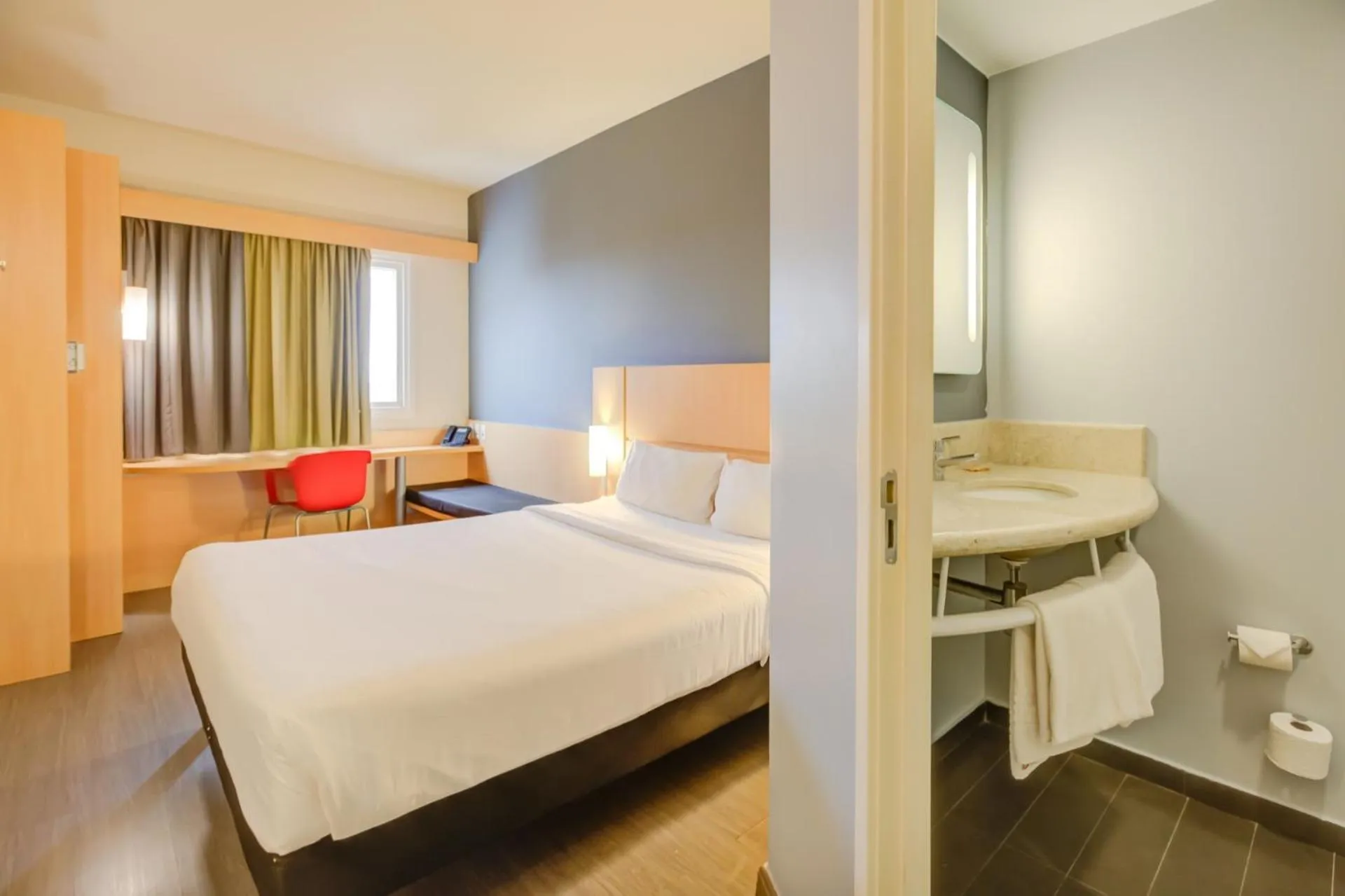 Bed in ibis Rio de Janeiro Nova America