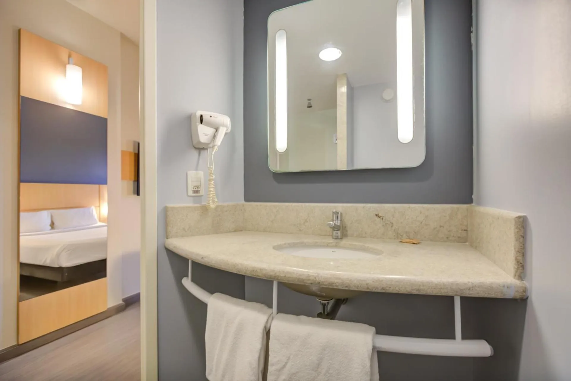 Bathroom in ibis Rio de Janeiro Nova America