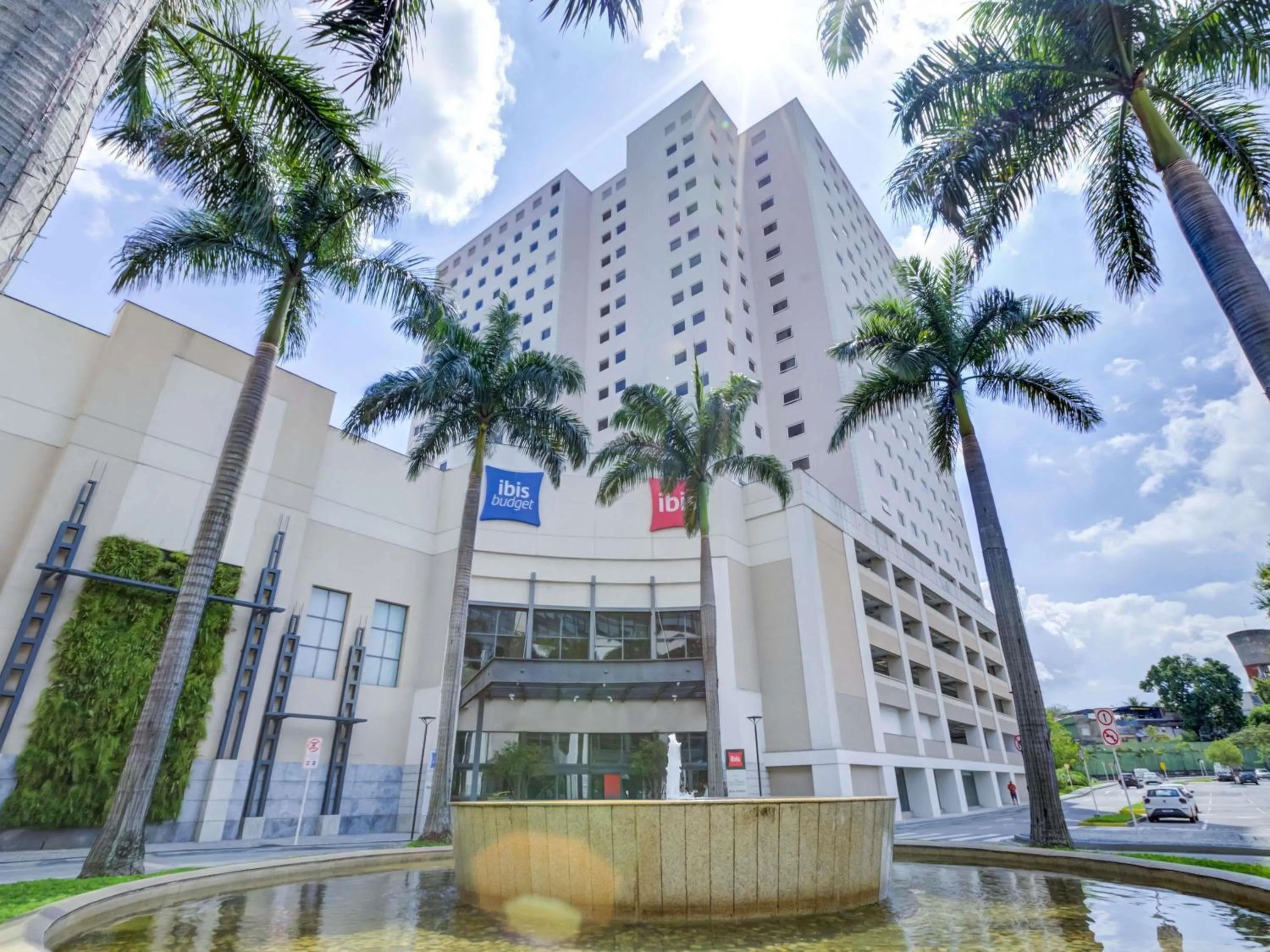 Property building in ibis Rio de Janeiro Nova America