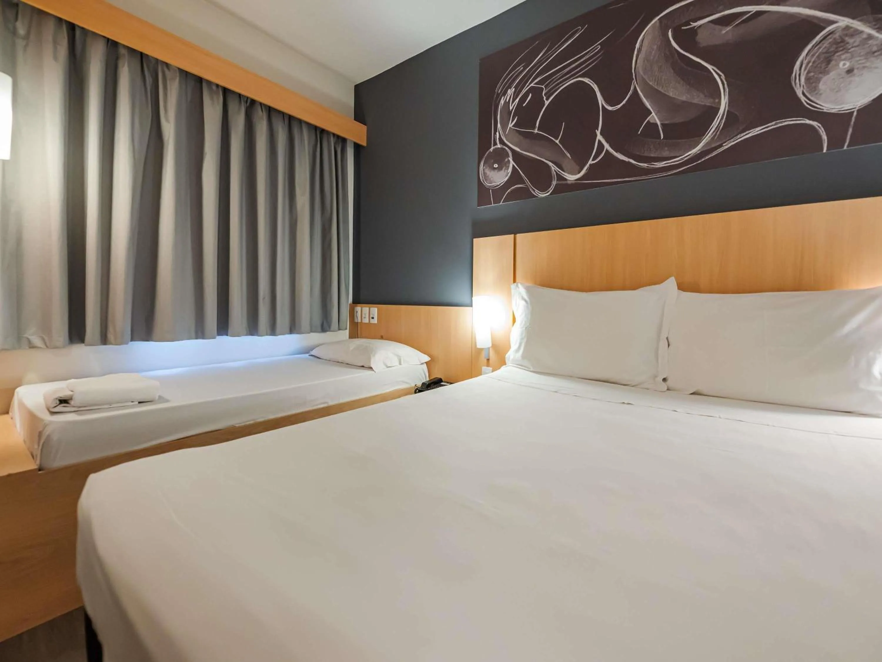 Bedroom, Bed in ibis Mogi das Cruzes Shopping