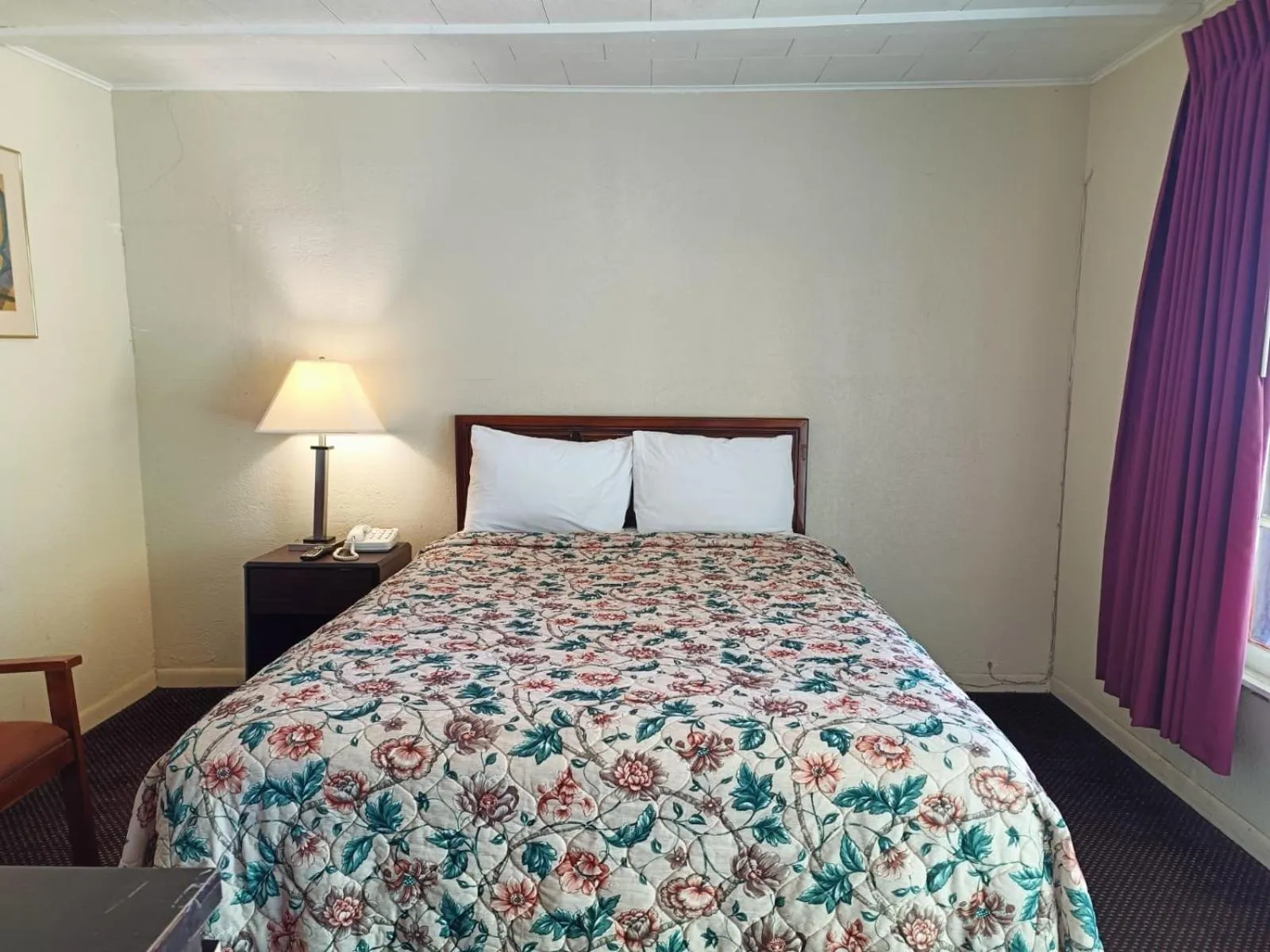 Bedroom in Triangle Motel by OYO Mexia Texas