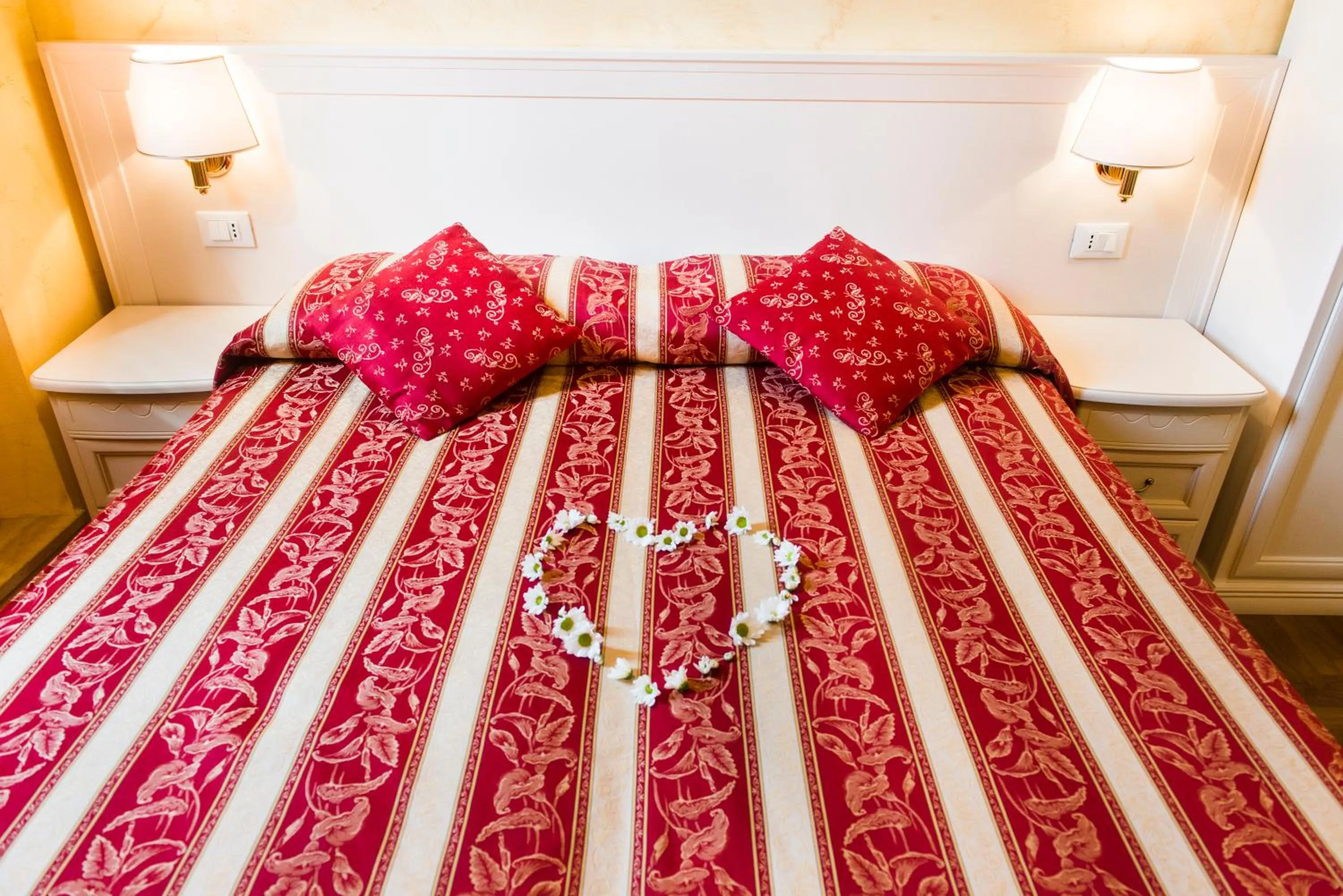 Bedroom, Bed in Domus Trevi