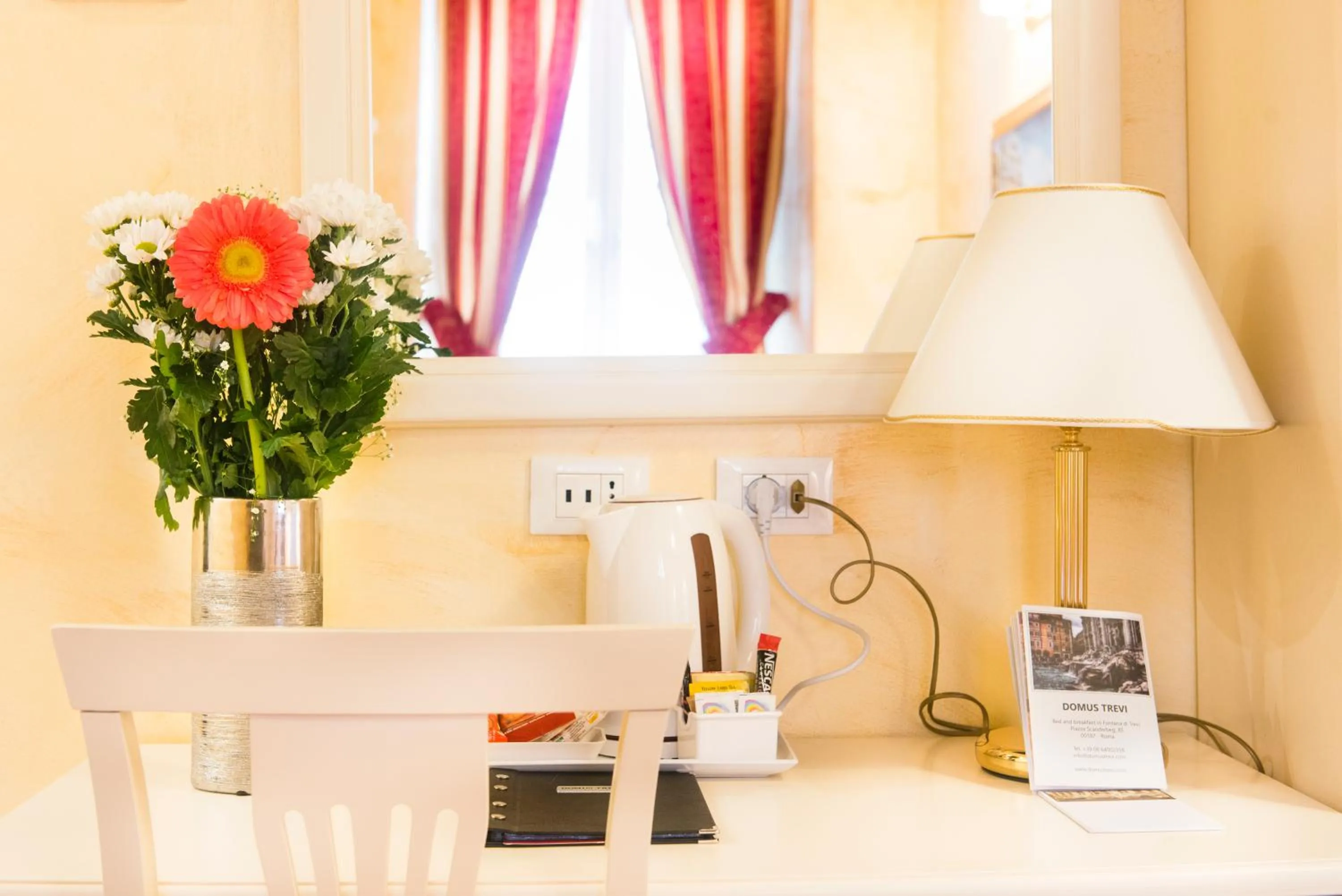 Bedroom in Domus Trevi