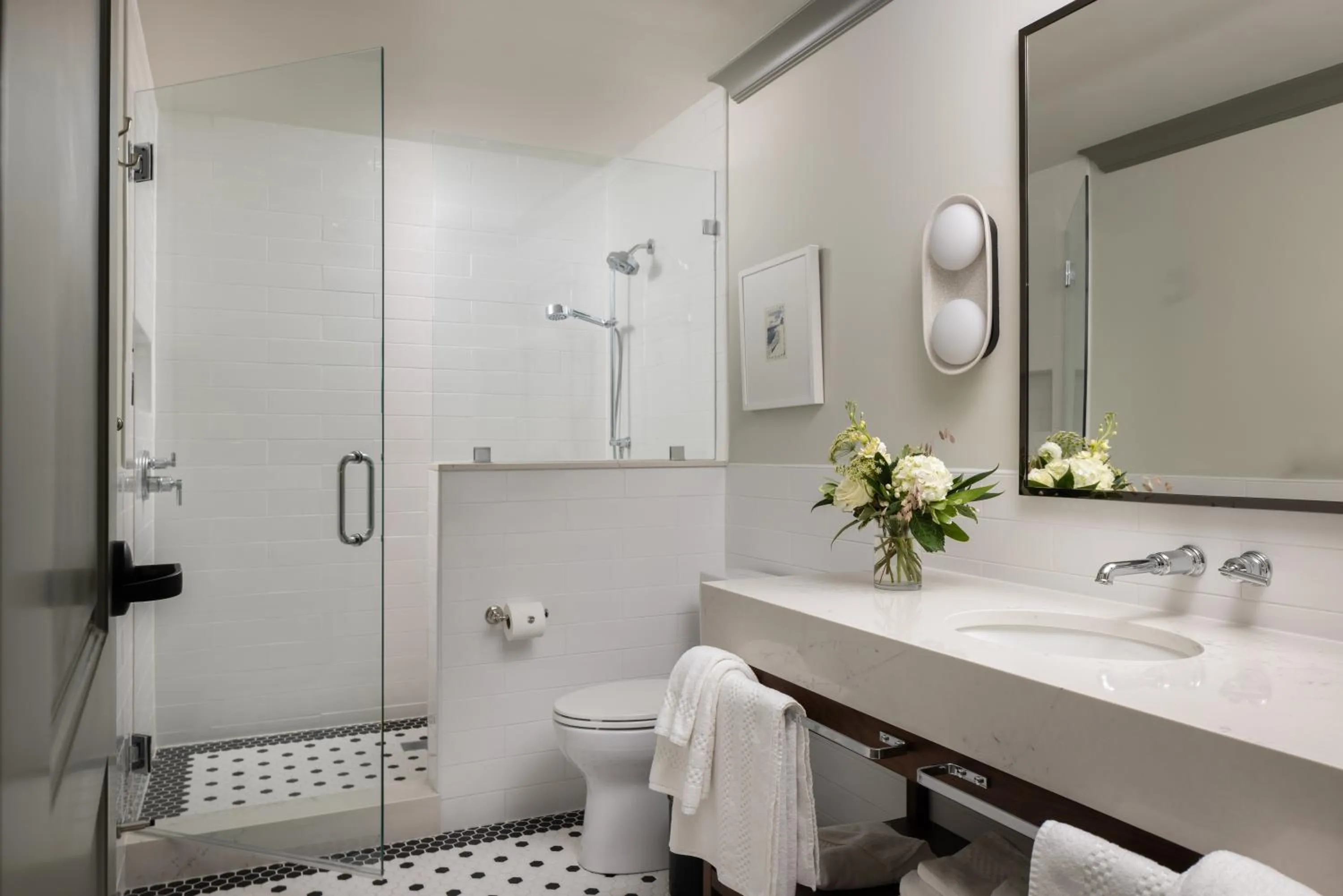 Shower in Hotel Richemont