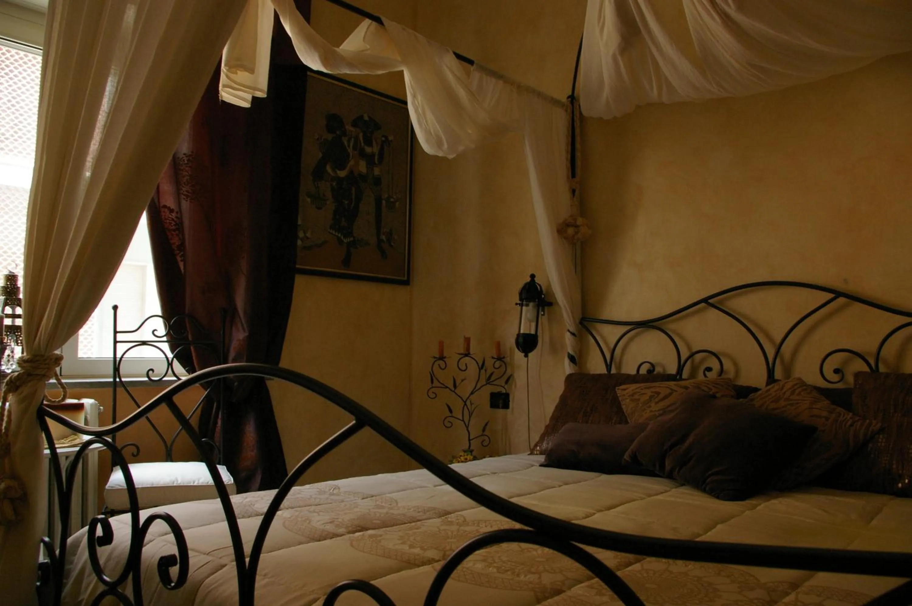 Photo of the whole room in Serapo Bed and Breakfast