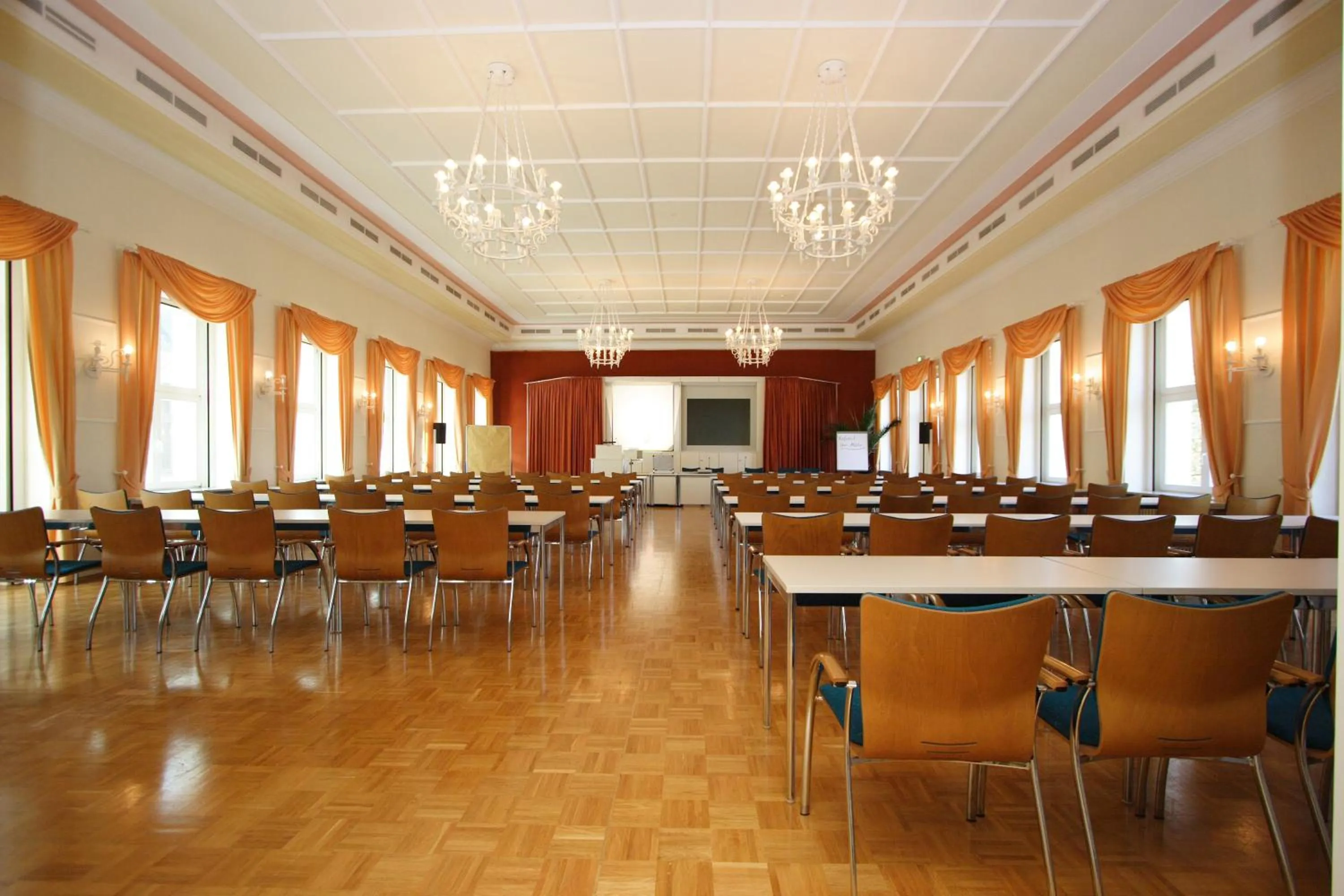 Meeting/conference room in Akzent Hotel Am Burgholz