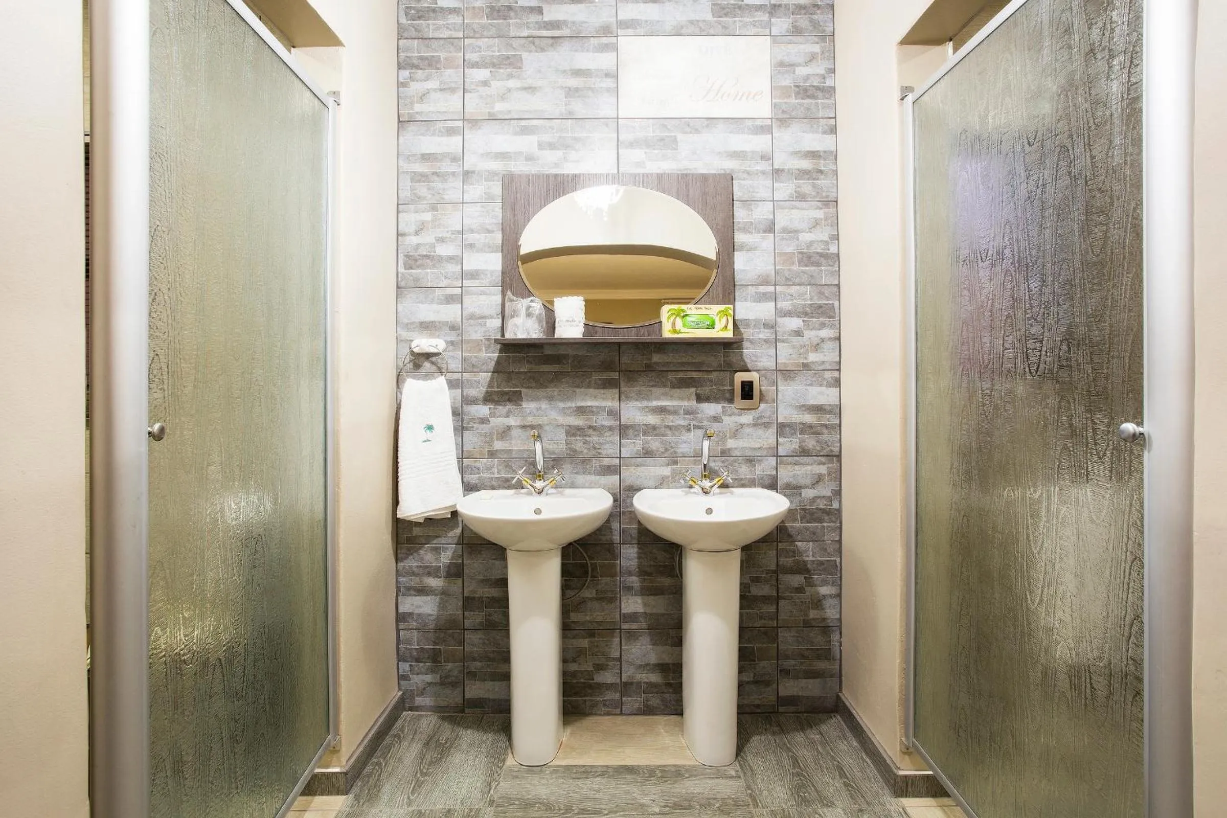 Bathroom in The Royal Palm B&B