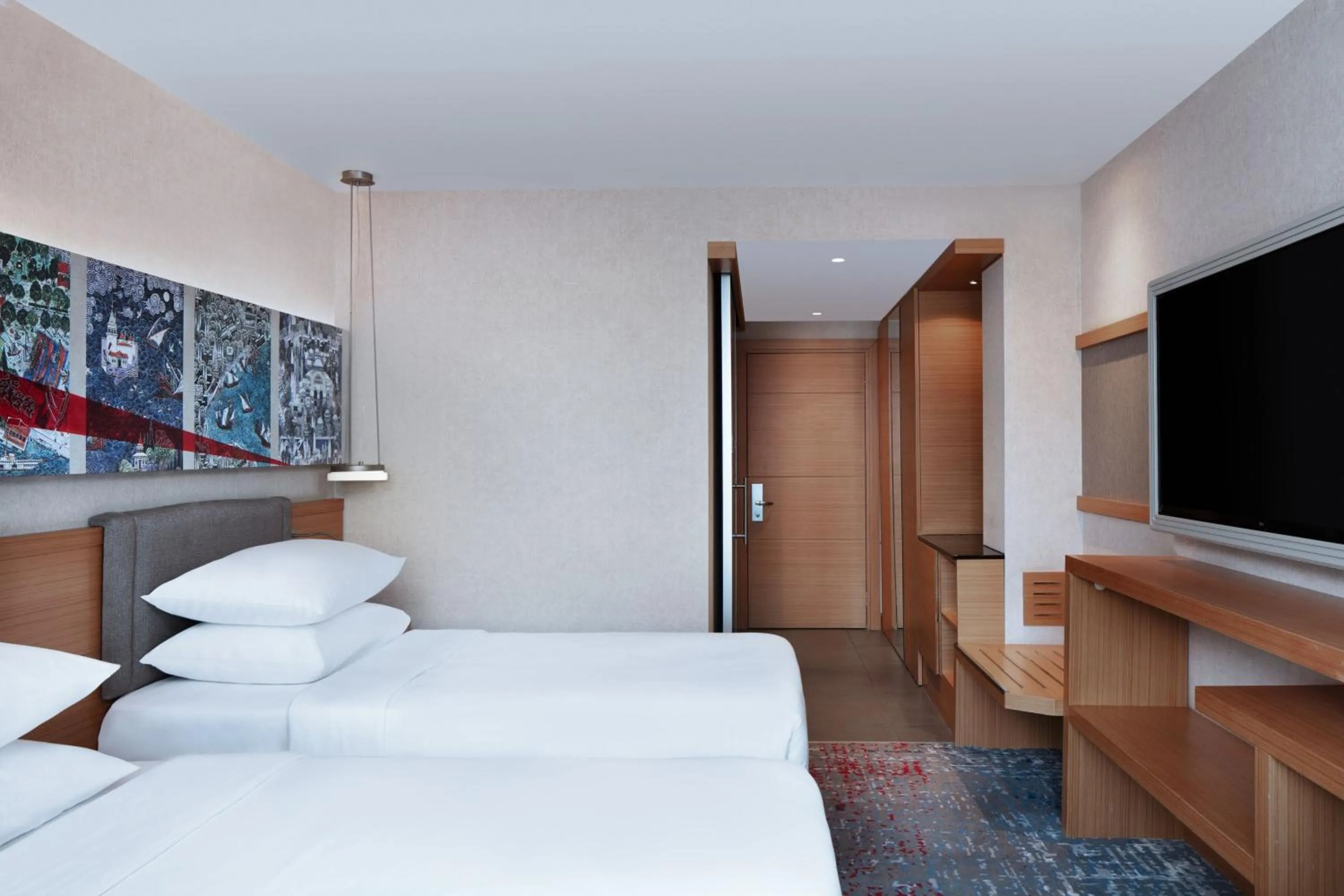 Photo of the whole room, Bed in Delta Hotels by Marriott Istanbul Levent