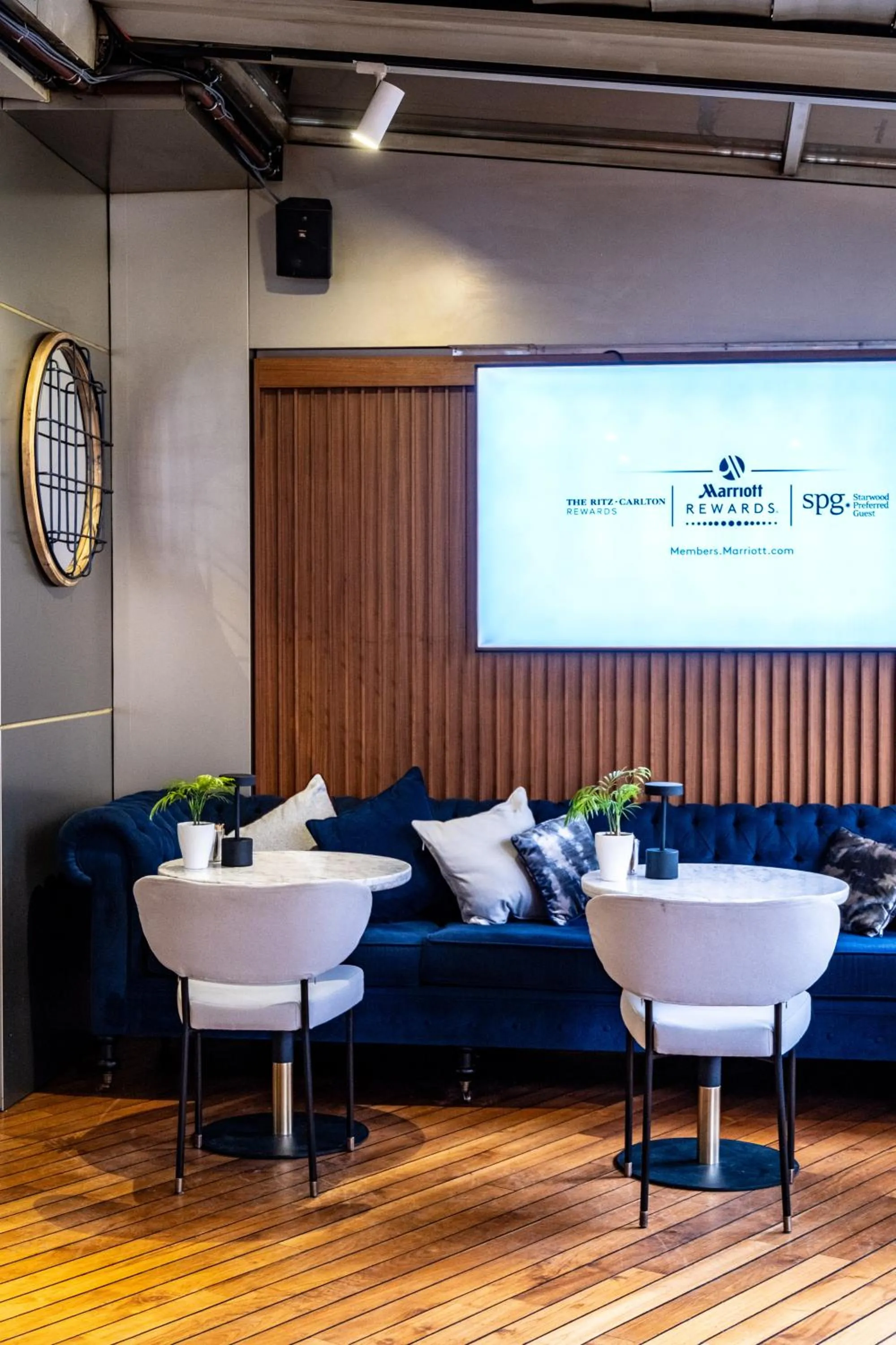 Restaurant/places to eat in Delta Hotels by Marriott Istanbul Levent