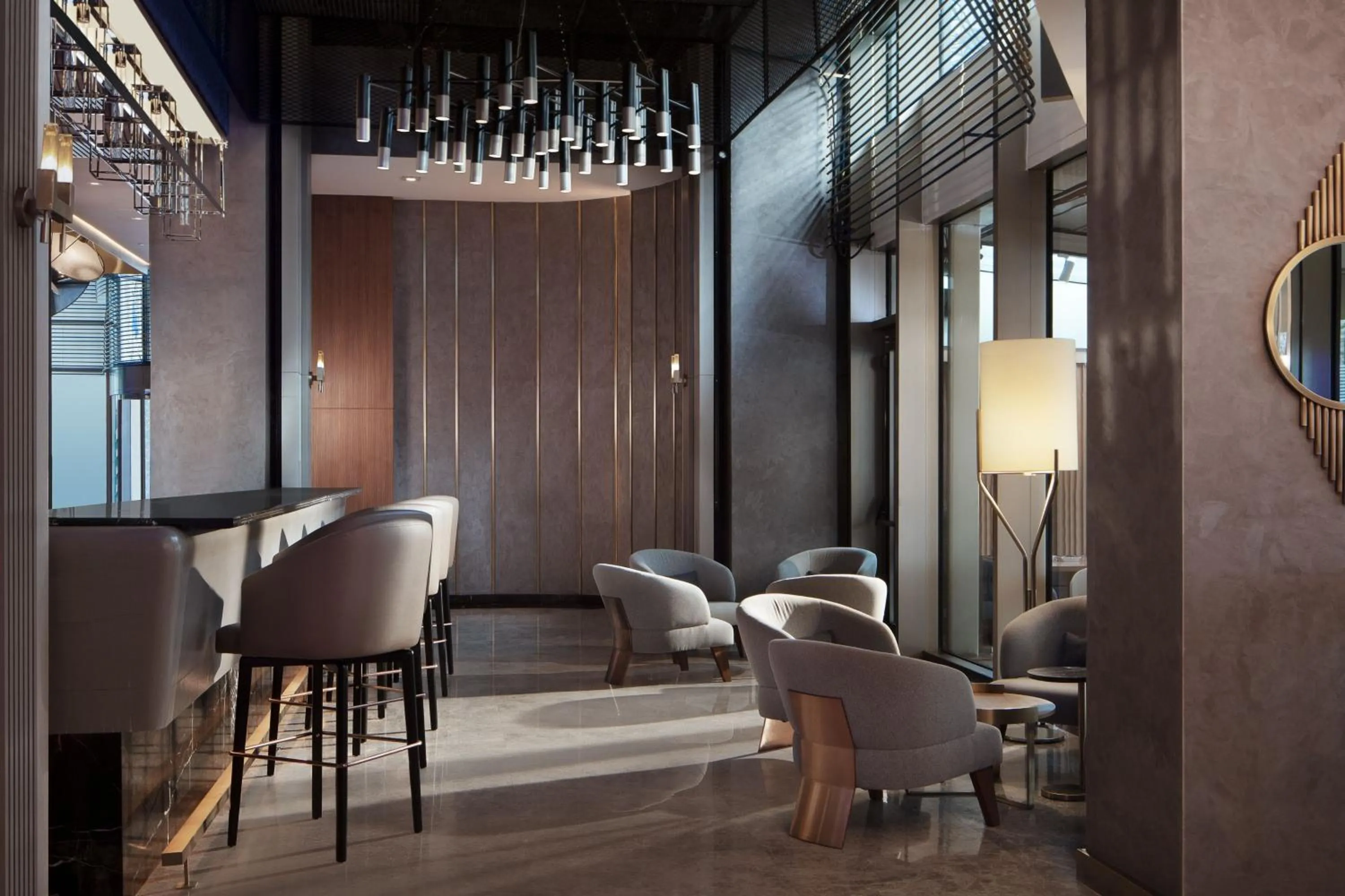 Lounge or bar in Delta Hotels by Marriott Istanbul Levent