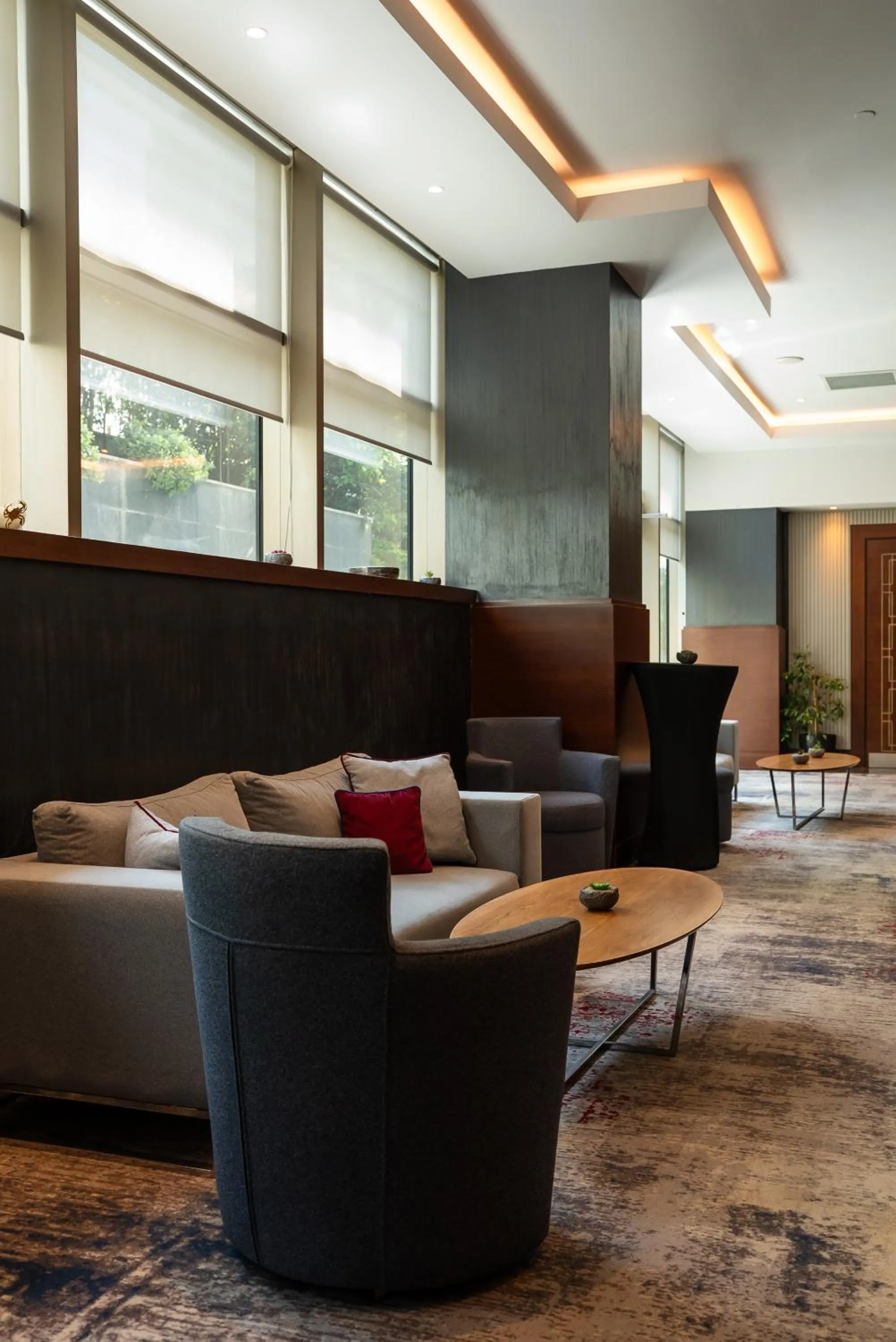 Seating area in Delta Hotels by Marriott Istanbul Levent