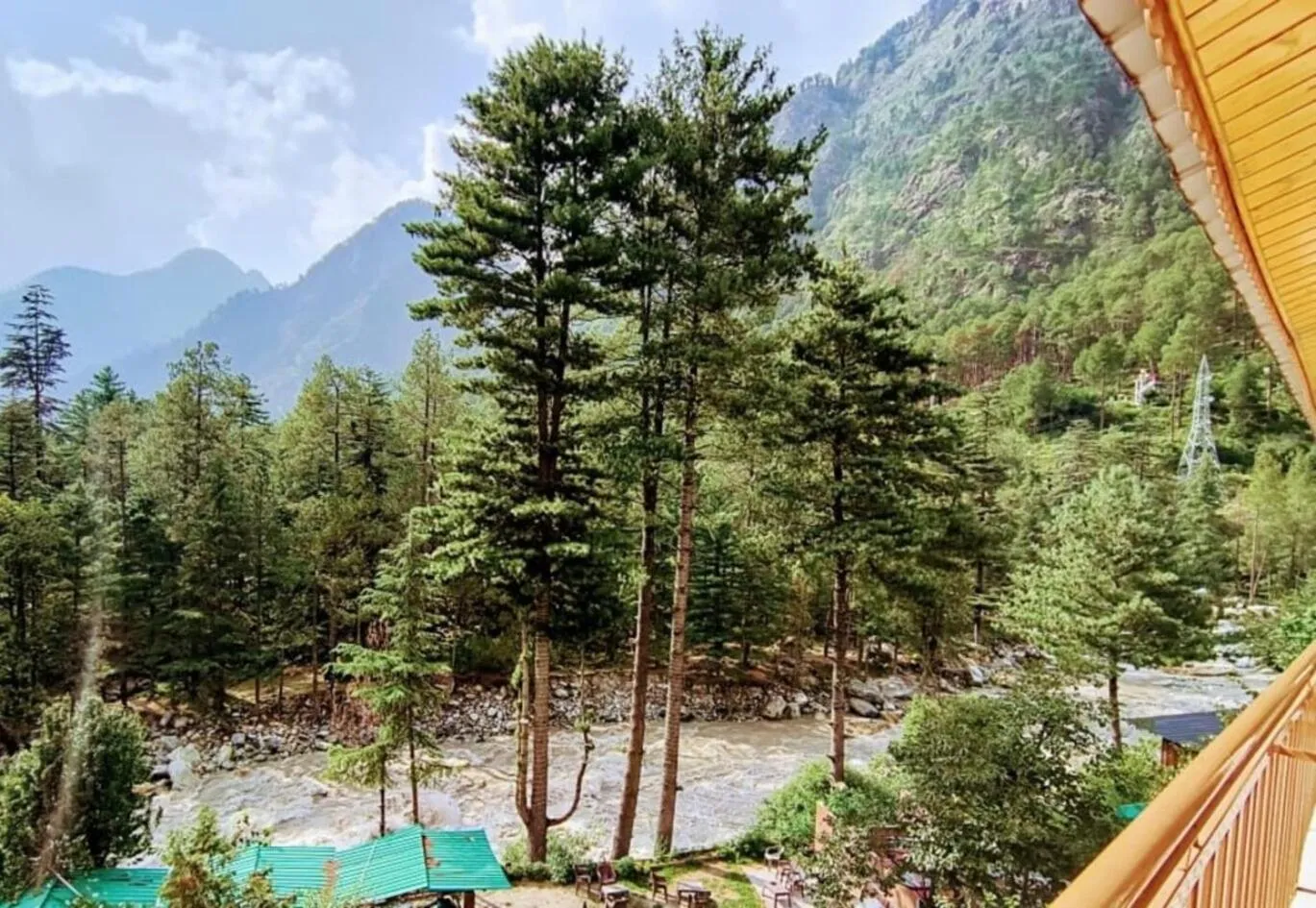 Hotel Purnima - A Riverside Hotel in Kasol
