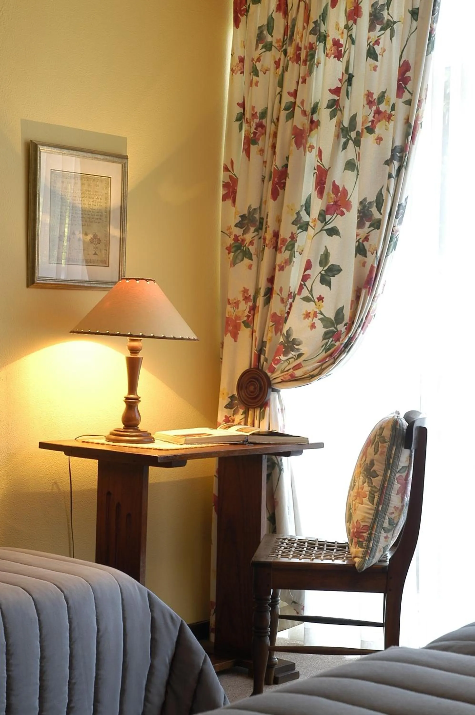 Seating area in Elonda B&B