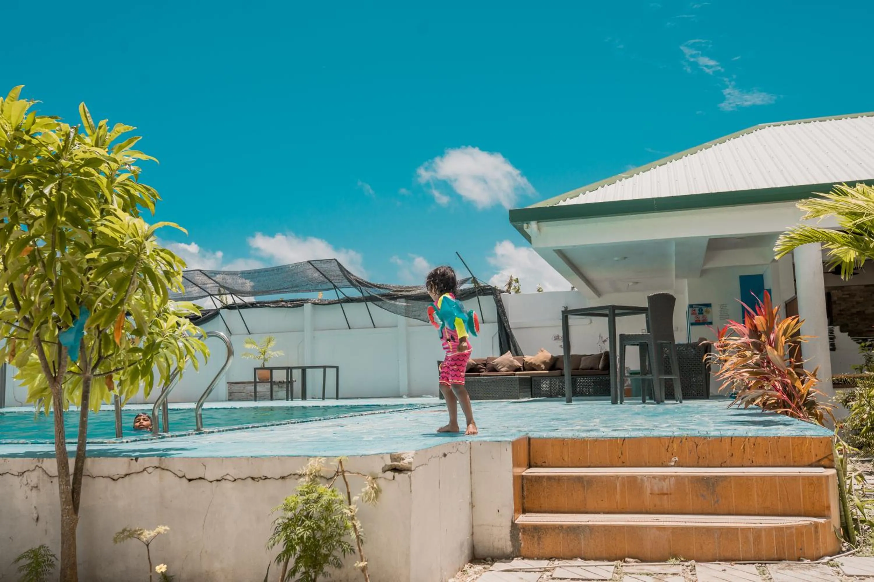 Long Beach Laamu Hotel