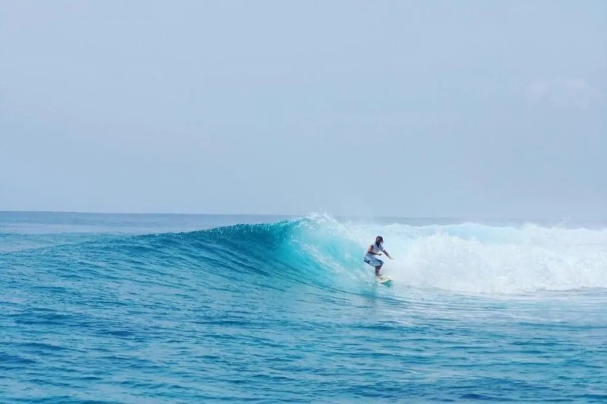 Activities in Long Beach Laamu Hotel