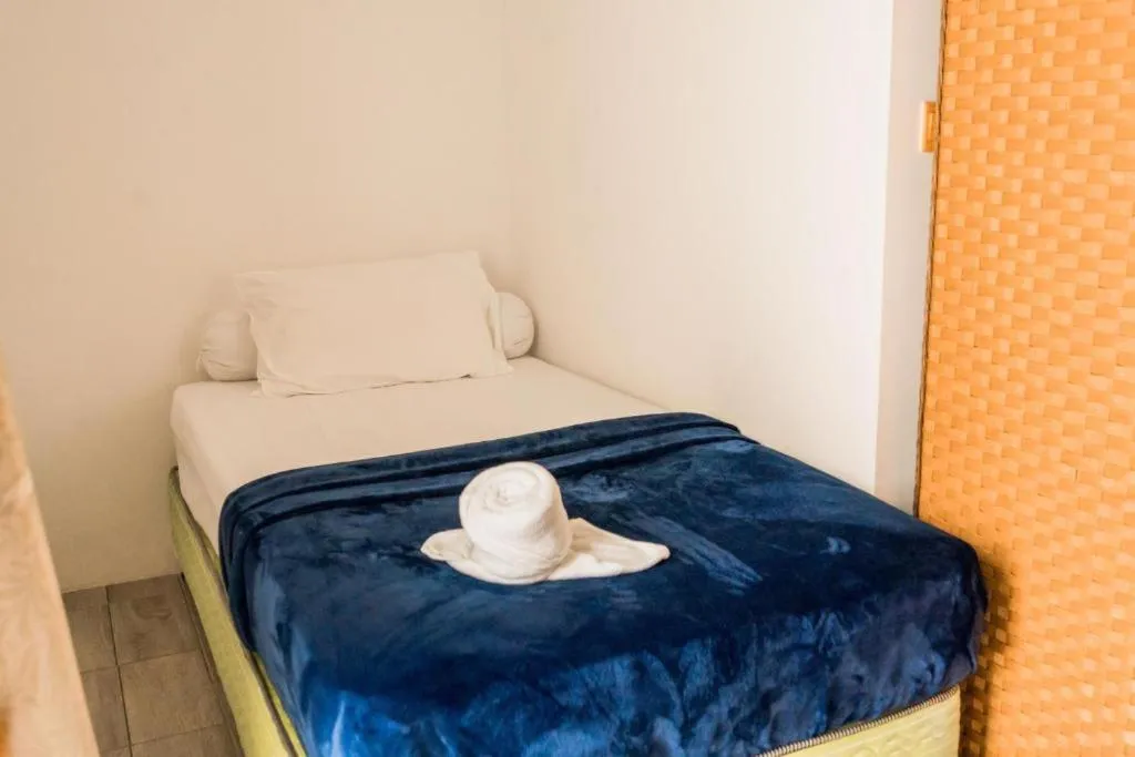 Long Beach Laamu Hotel