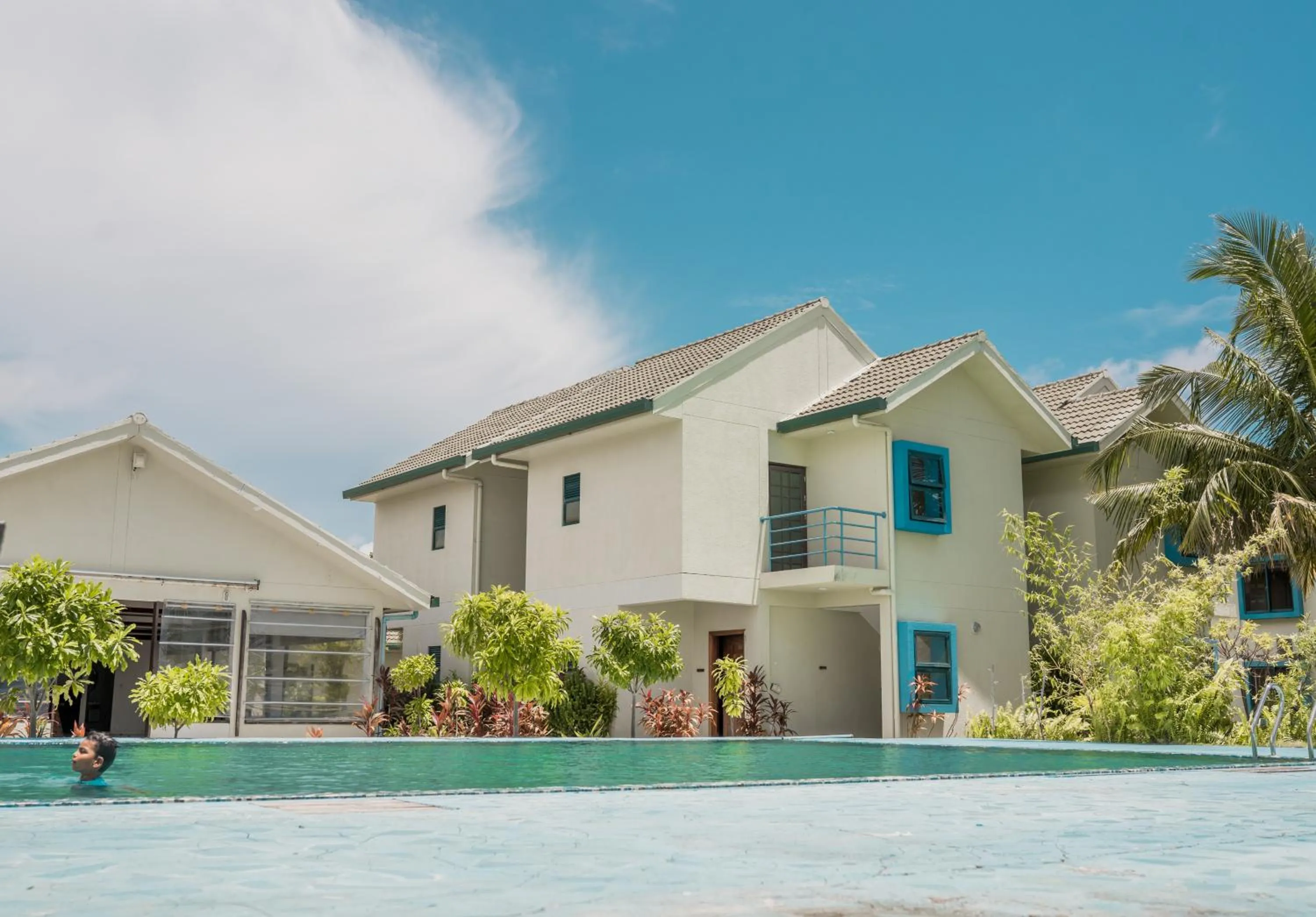 Long Beach Laamu Hotel