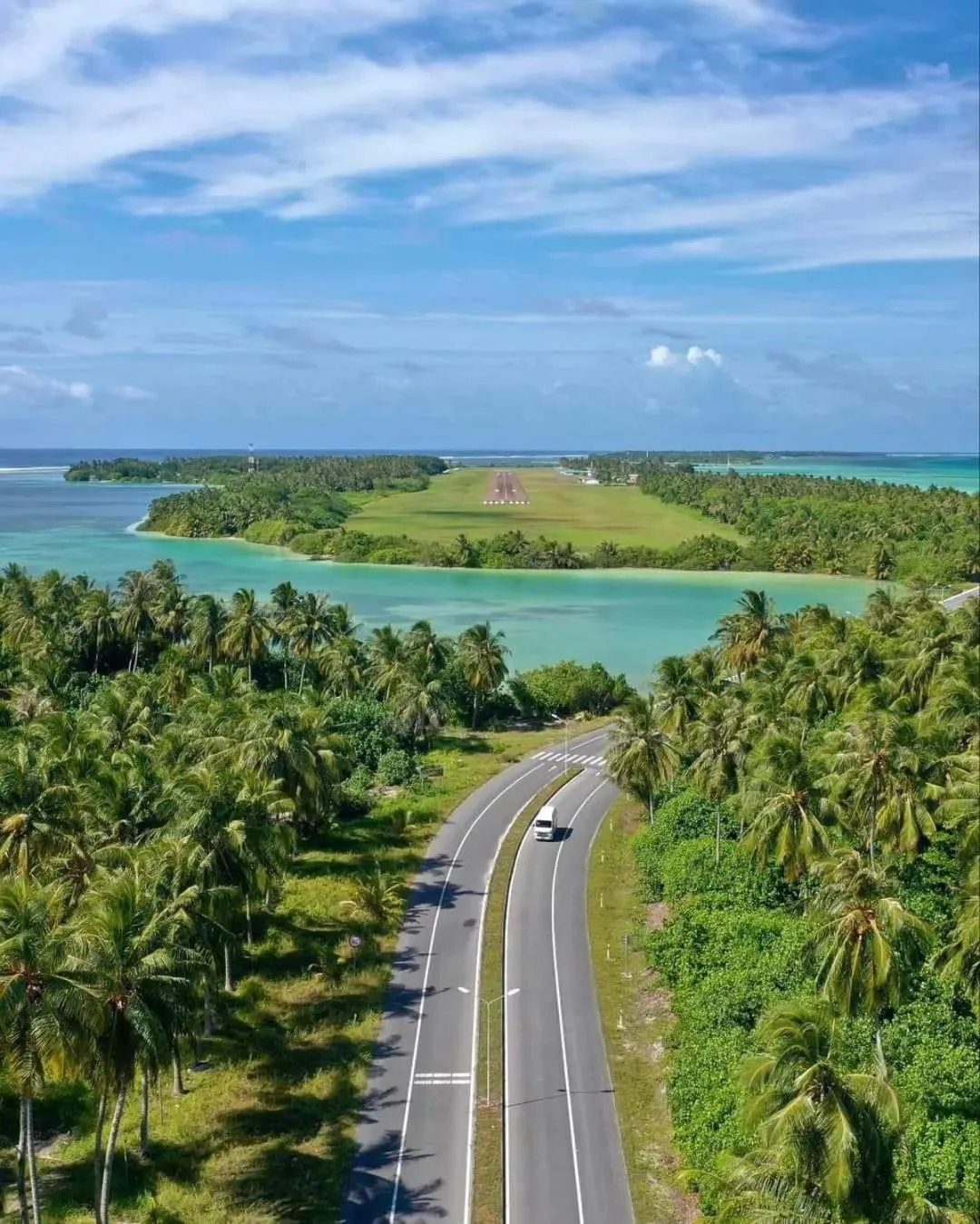 Long Beach Laamu Hotel
