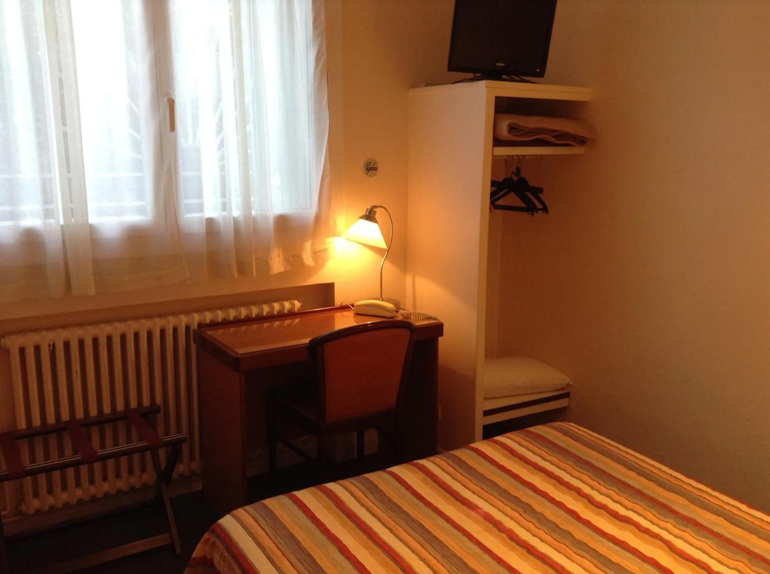 Bed in Hotel les Troenes